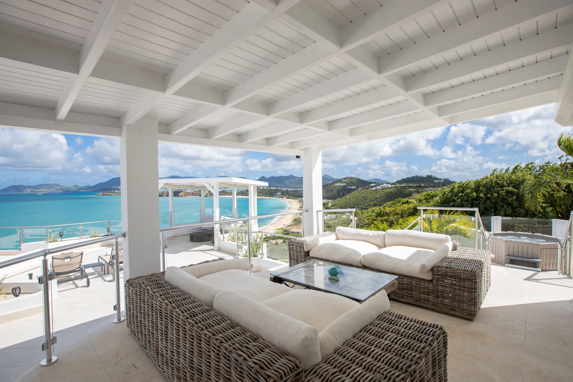 Villa Infinity Blue - Gallery image 31 of luxury villa in Sint Maarten