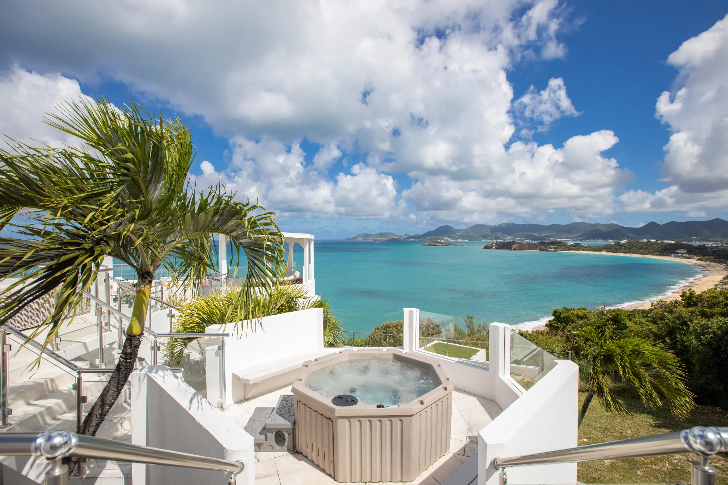Villa Infinity Blue - Gallery image 32 of luxury villa in Sint Maarten
