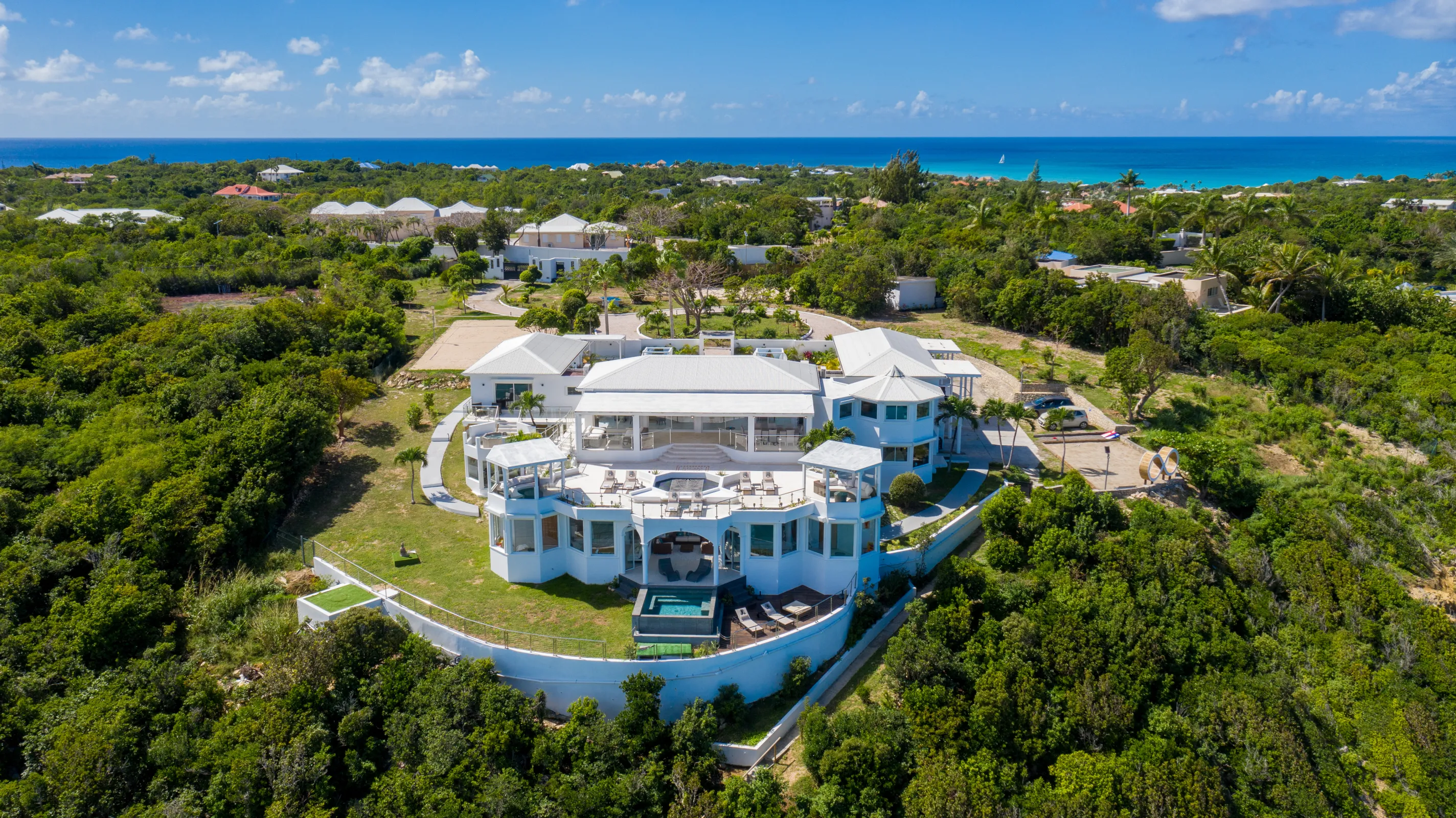 Villa Infinity Blue - Gallery image 41 of luxury villa in Sint Maarten