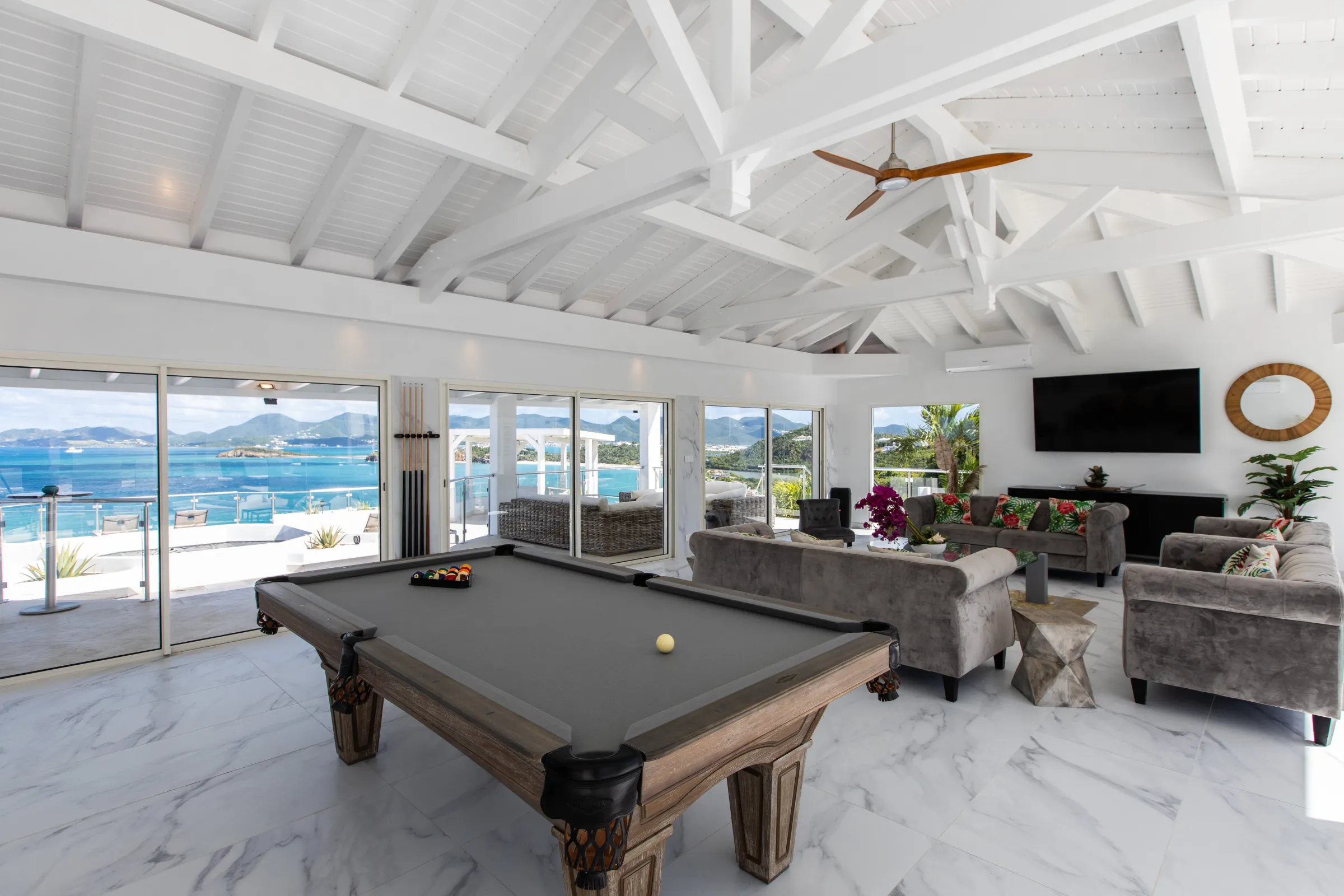 Villa Infinity Blue - Gallery image 43 of luxury villa in Sint Maarten