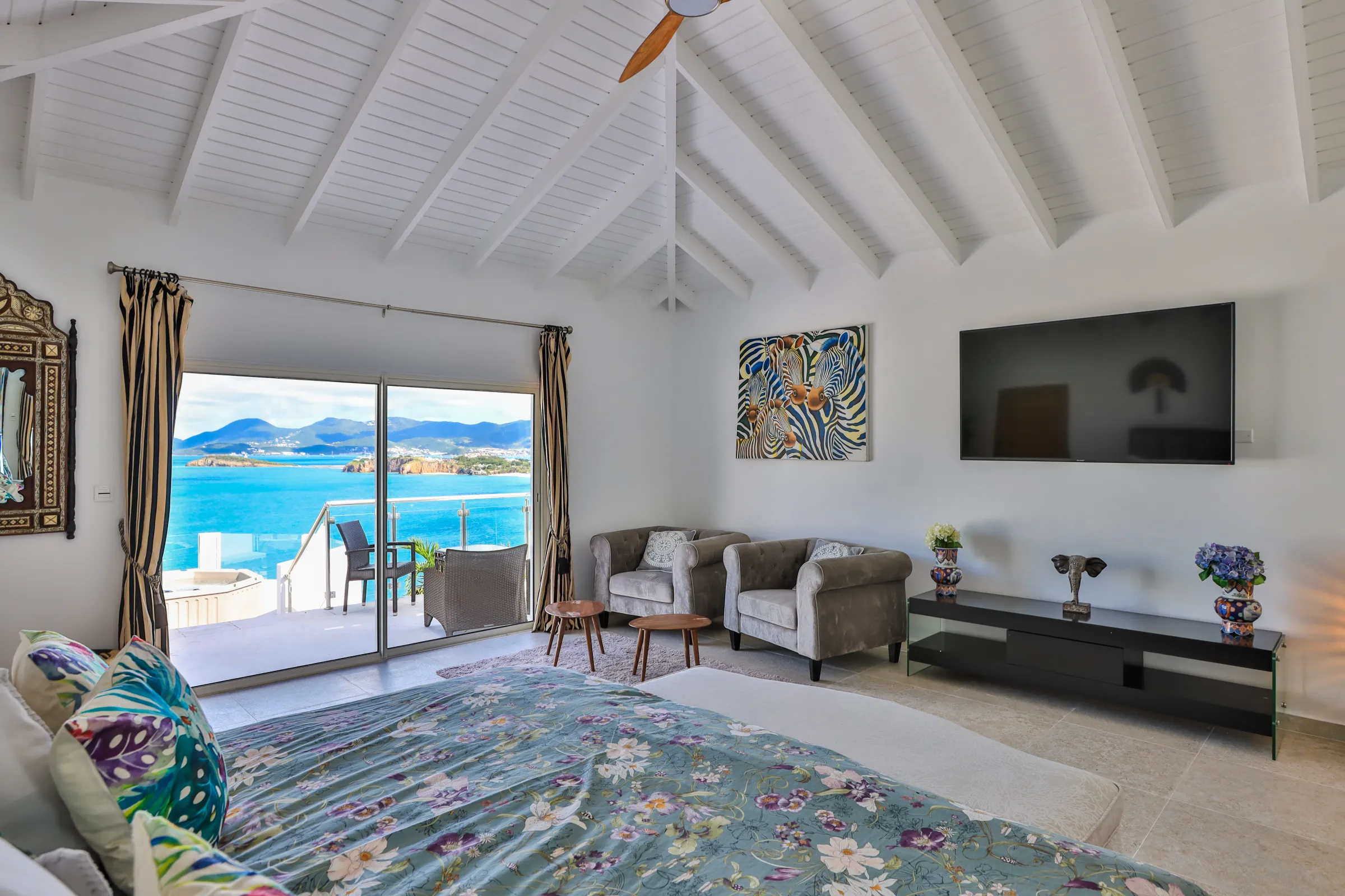 Villa Infinity Blue - Gallery image 79 of luxury villa in Sint Maarten