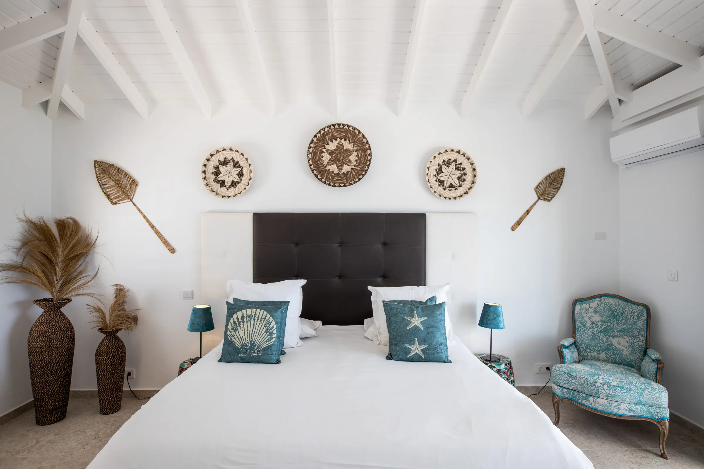 Villa Infinity Blue - Gallery image 87 of luxury villa in Sint Maarten