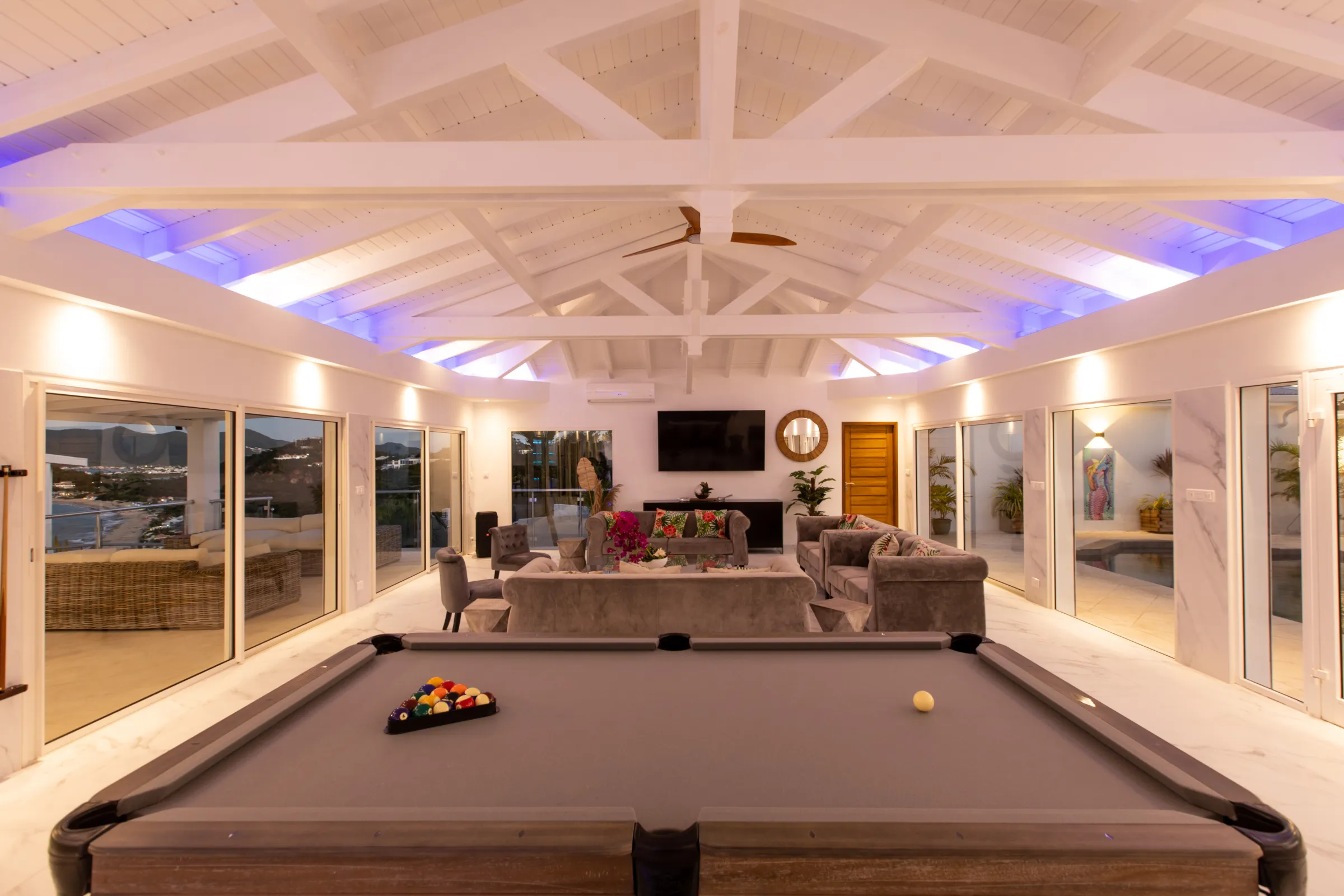 Villa Infinity Blue - Gallery image 102 of luxury villa in Sint Maarten