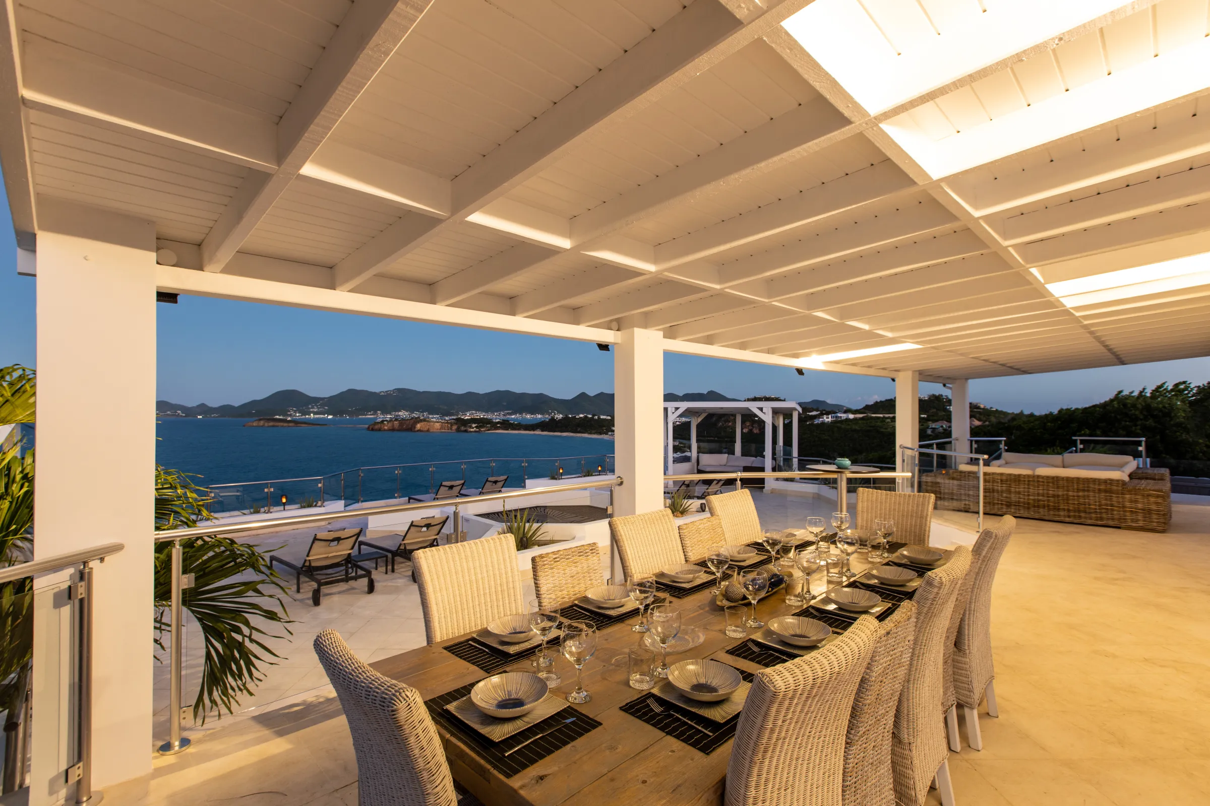 Villa Infinity Blue - Gallery image 103 of luxury villa in Sint Maarten