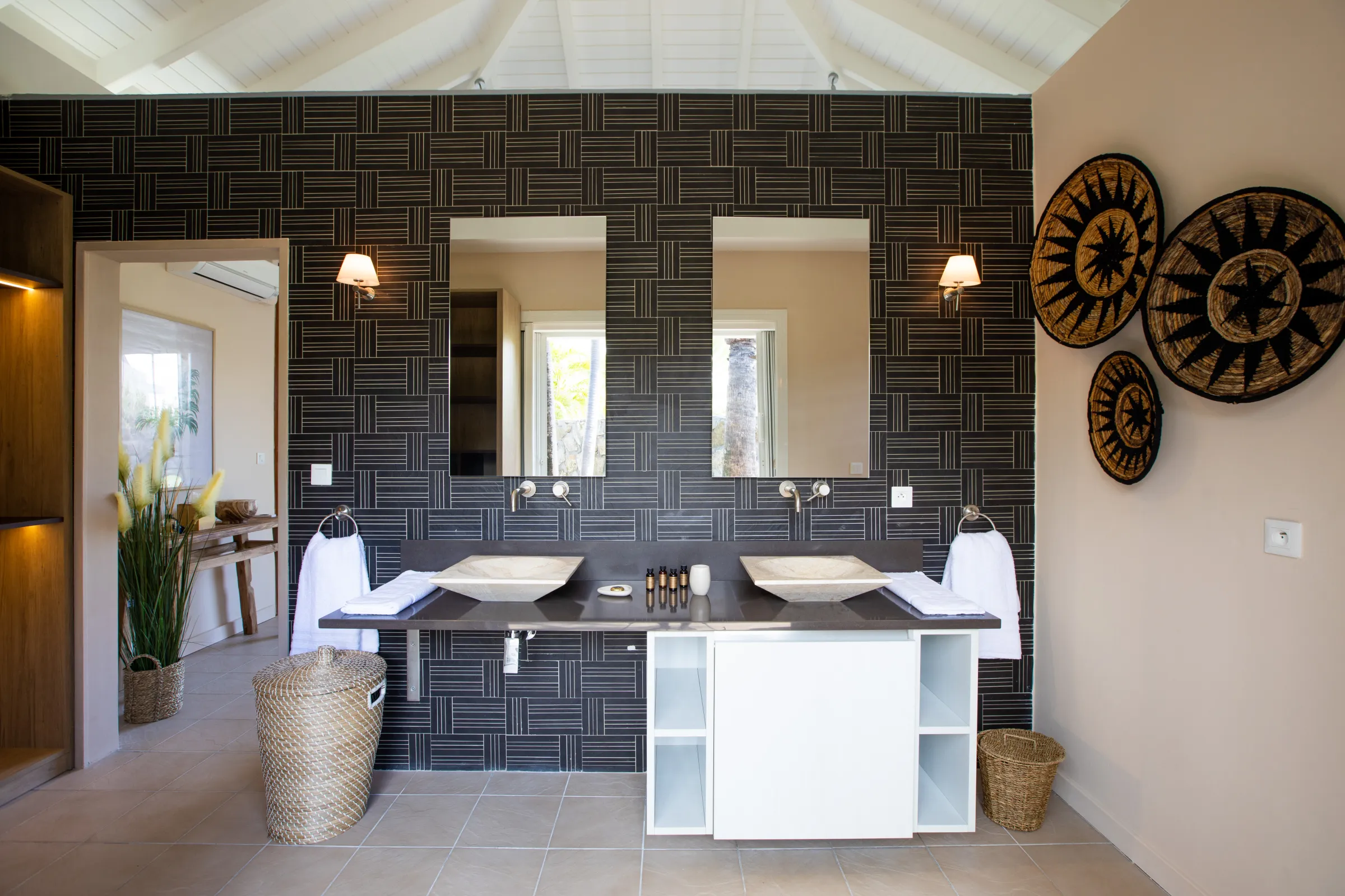 Villa Karukera - Gallery image 14 of luxury villa in Sint Maarten