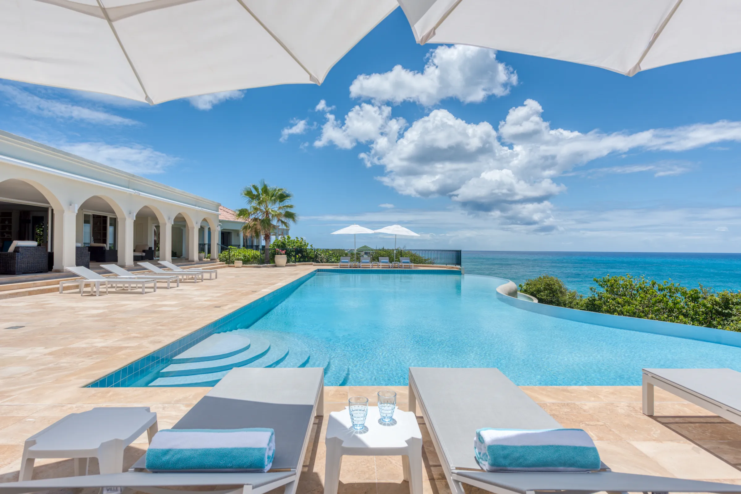 Villa La Dacha - Gallery image 17 of luxury villa in Sint Maarten