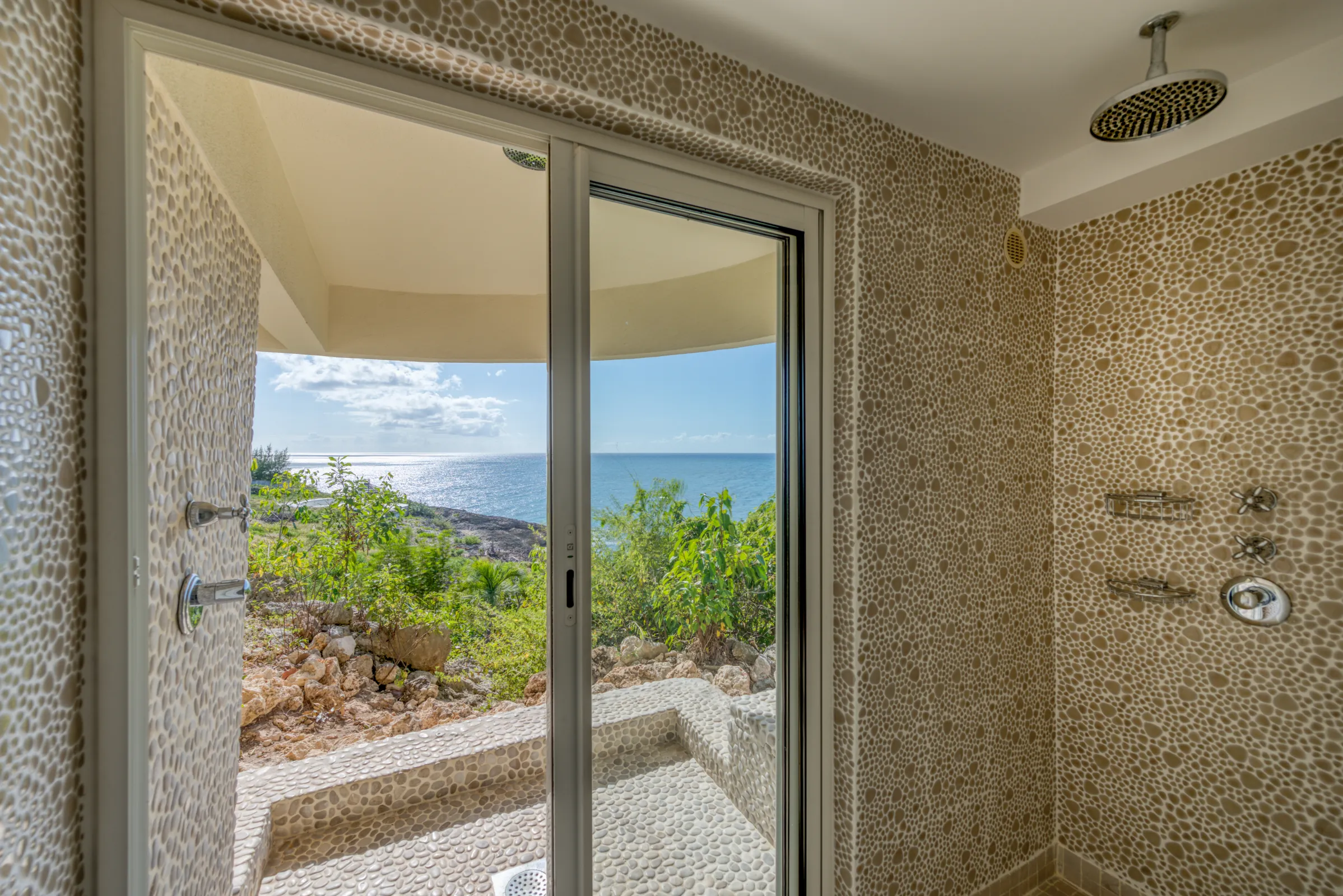 Villa La Dacha - Gallery image 97 of luxury villa in Sint Maarten