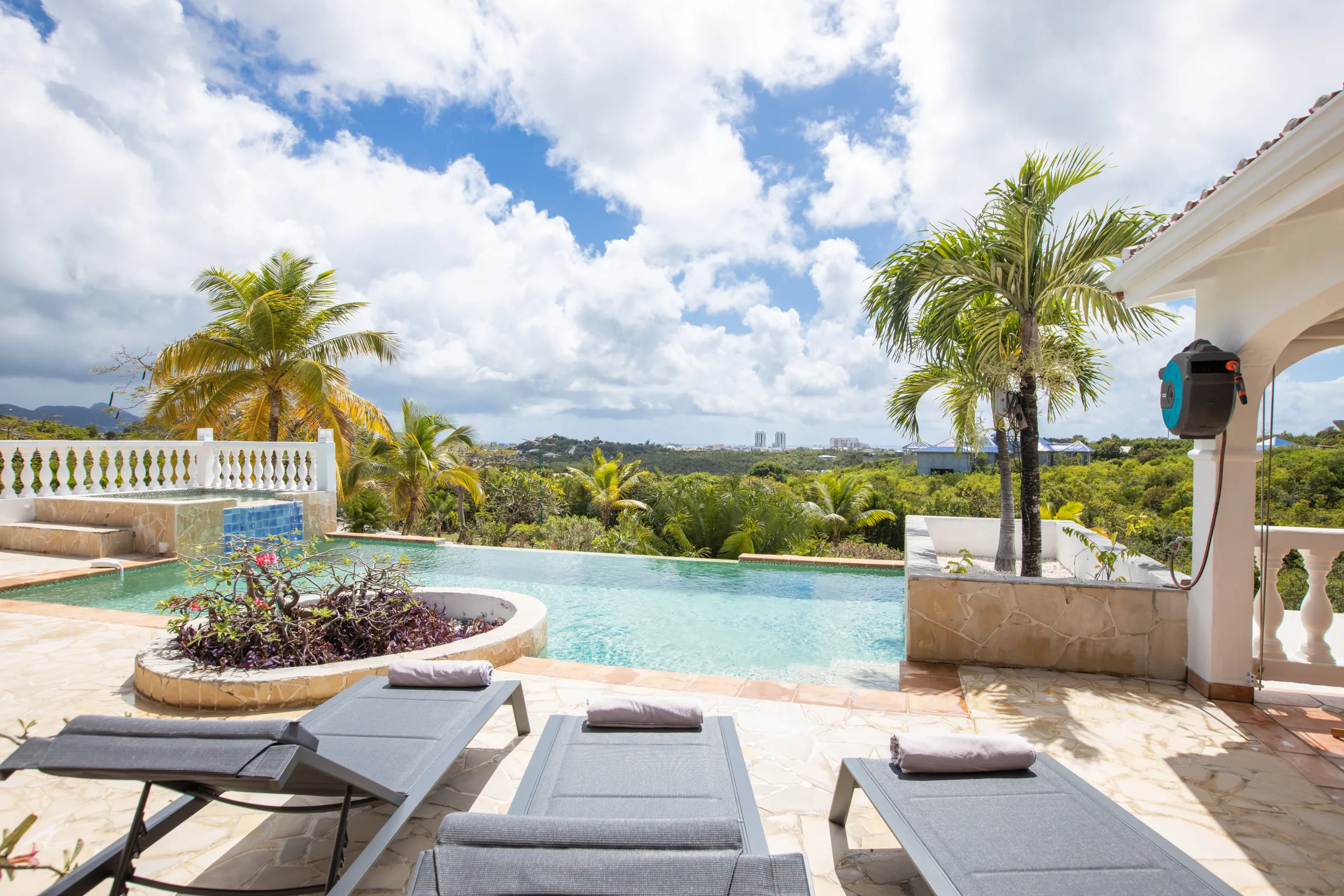 Villa La Rose Du Desert - Gallery image 51 of luxury villa in Sint Maarten