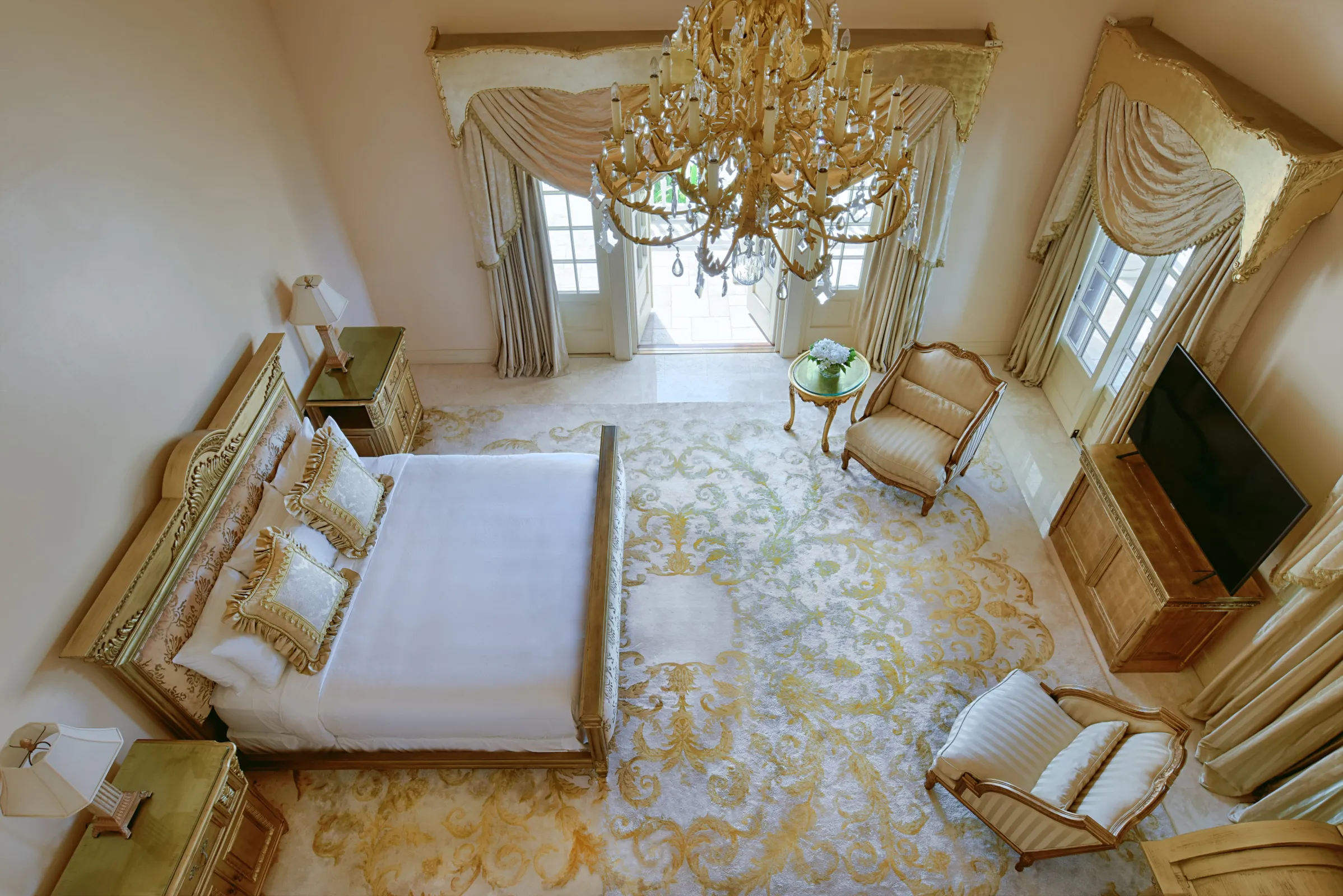 Villa Le Chateau Des Palmiers - Gallery image 10 of luxury villa in Sint Maarten