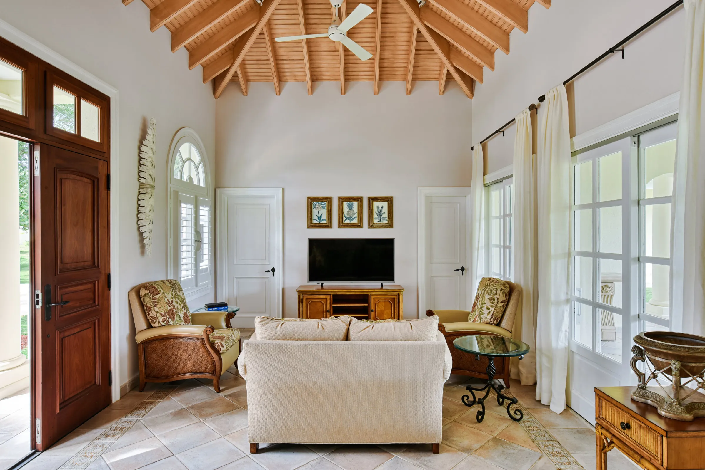 Villa Le Chateau Des Palmiers - Gallery image 33 of luxury villa in Sint Maarten