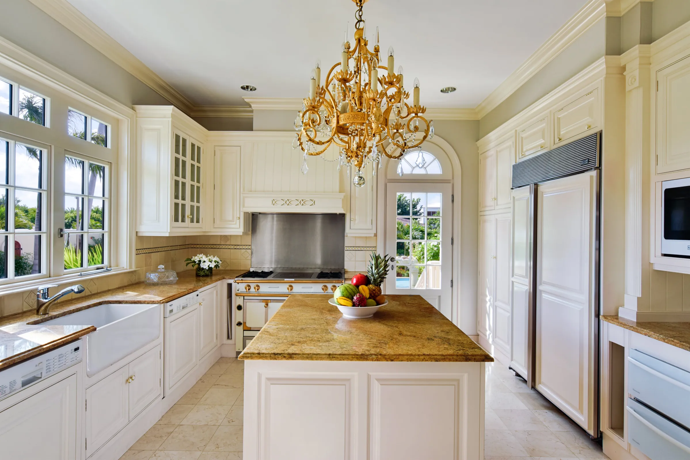 Villa Le Chateau Des Palmiers - Gallery image 43 of luxury villa in Sint Maarten