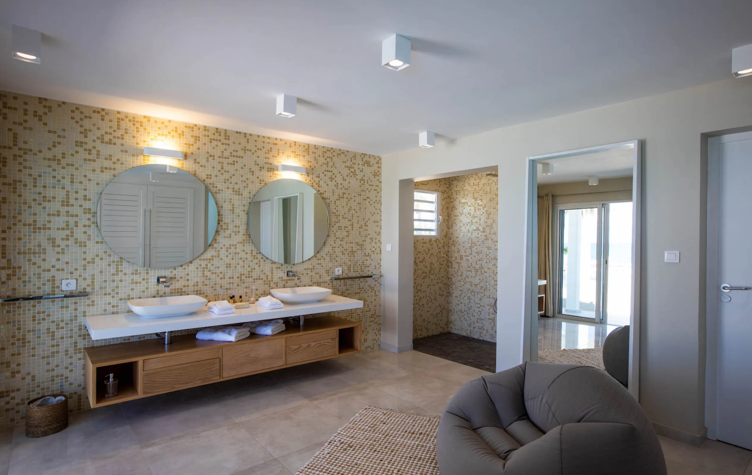 Villa L'Ecume des Jours - Gallery image 4 of luxury villa in Sint Maarten