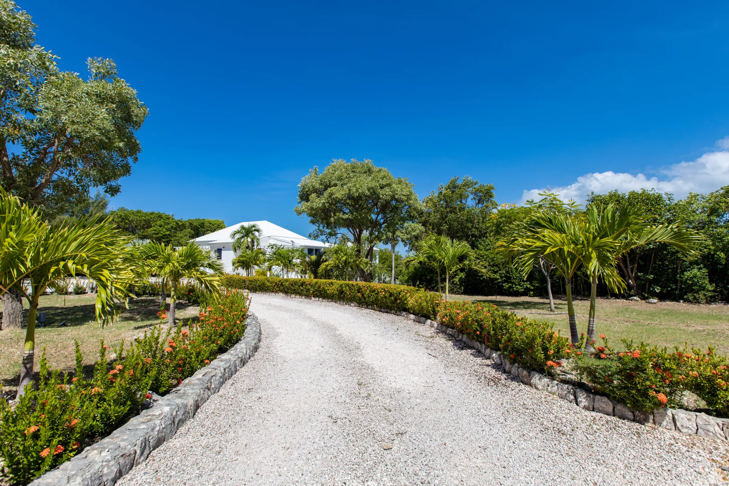 Villa Les Oliviers - Gallery image 32 of luxury villa in Sint Maarten