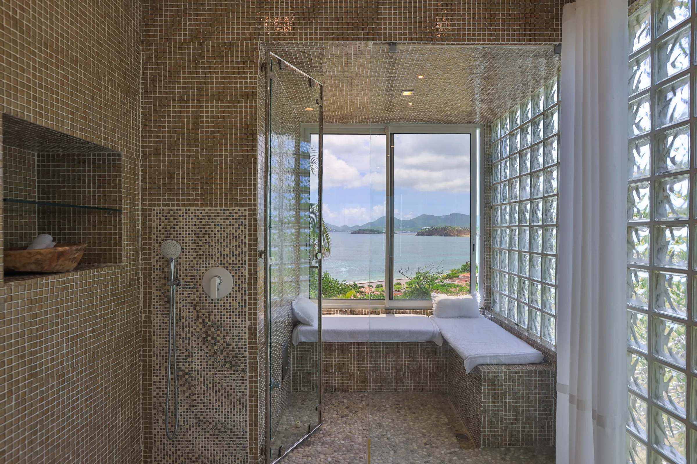 Villa L'Oasis - Gallery image 53 of luxury villa in Sint Maarten