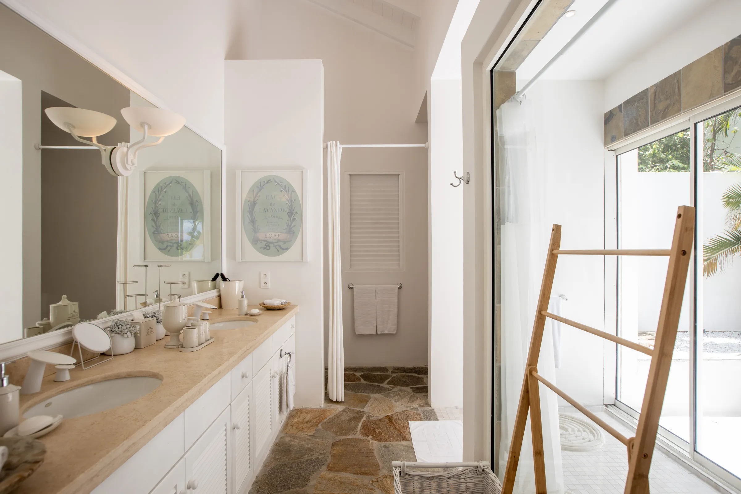 Villa L'Oasis - Gallery image 97 of luxury villa in Sint Maarten