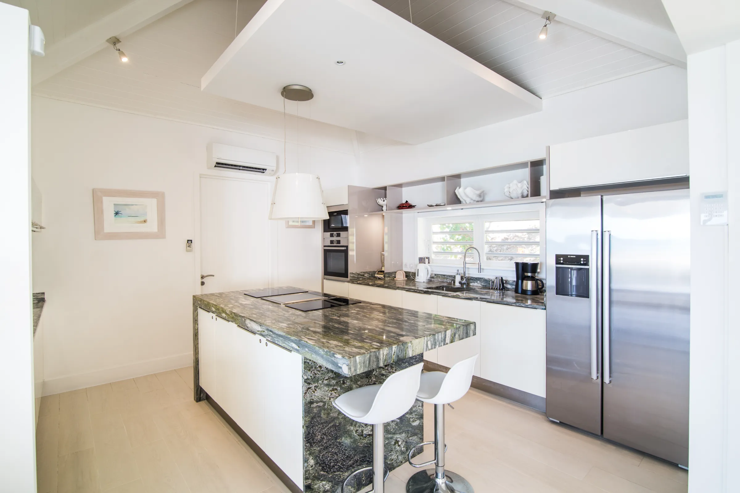Villa Mango - Gallery image 6 of luxury villa in Sint Maarten