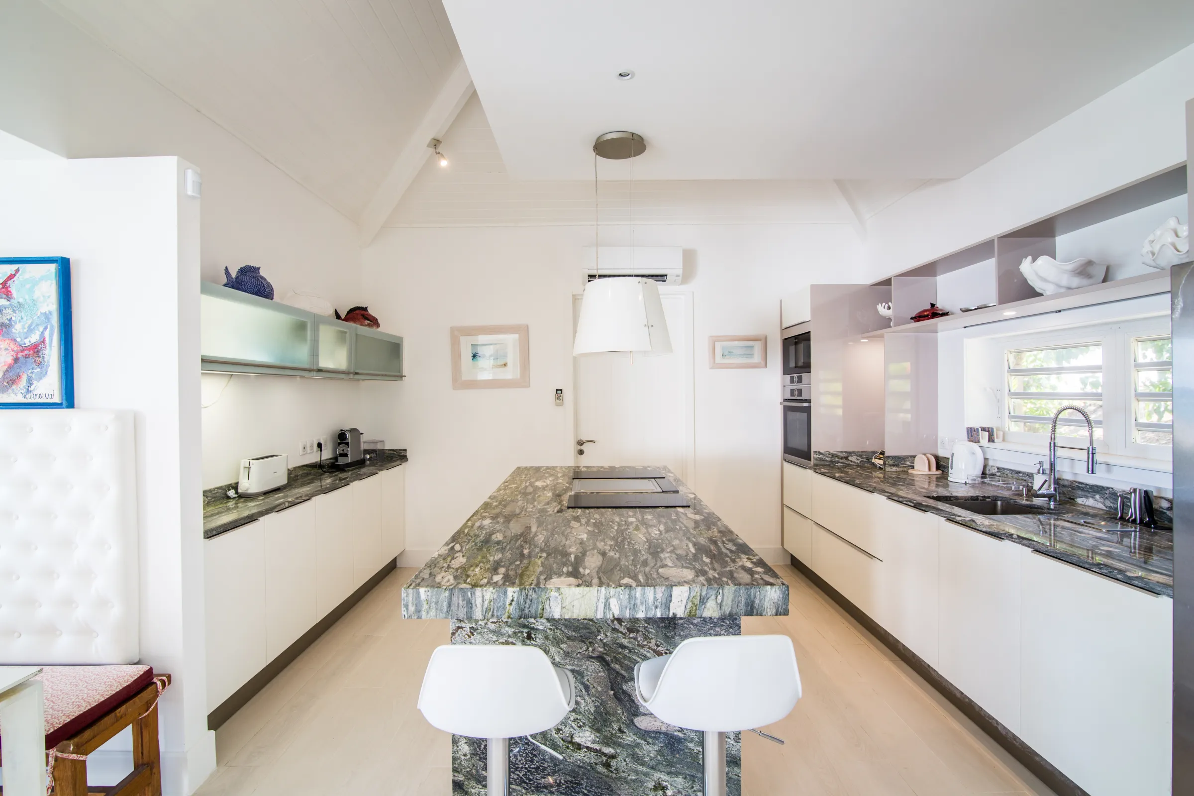 Villa Mango - Gallery image 8 of luxury villa in Sint Maarten