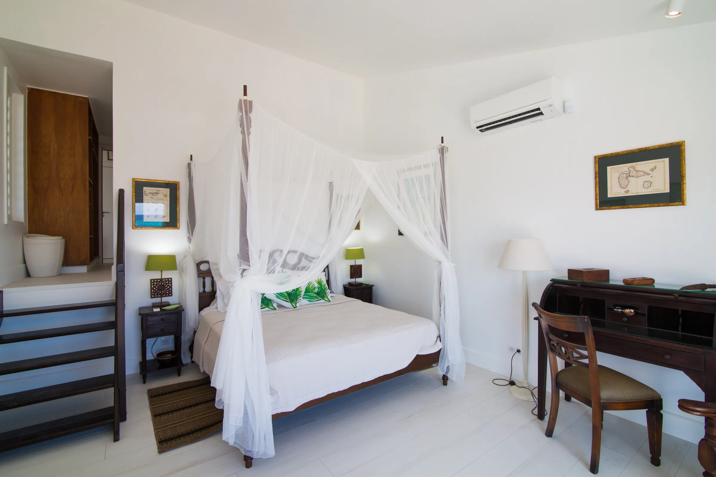 Villa Mango - Gallery image 17 of luxury villa in Sint Maarten