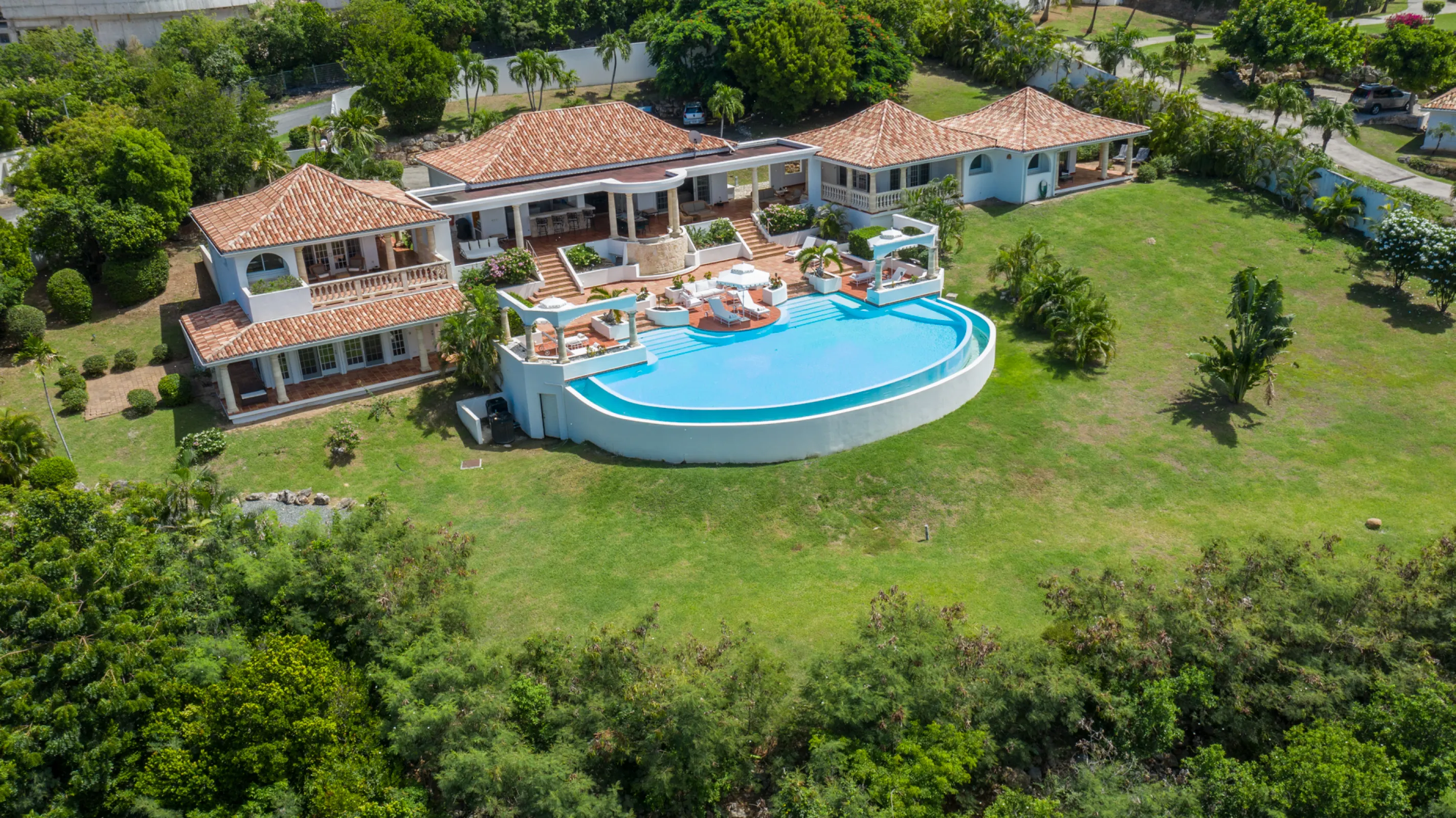 Villa Mariposa - Gallery image 33 of luxury villa in Sint Maarten