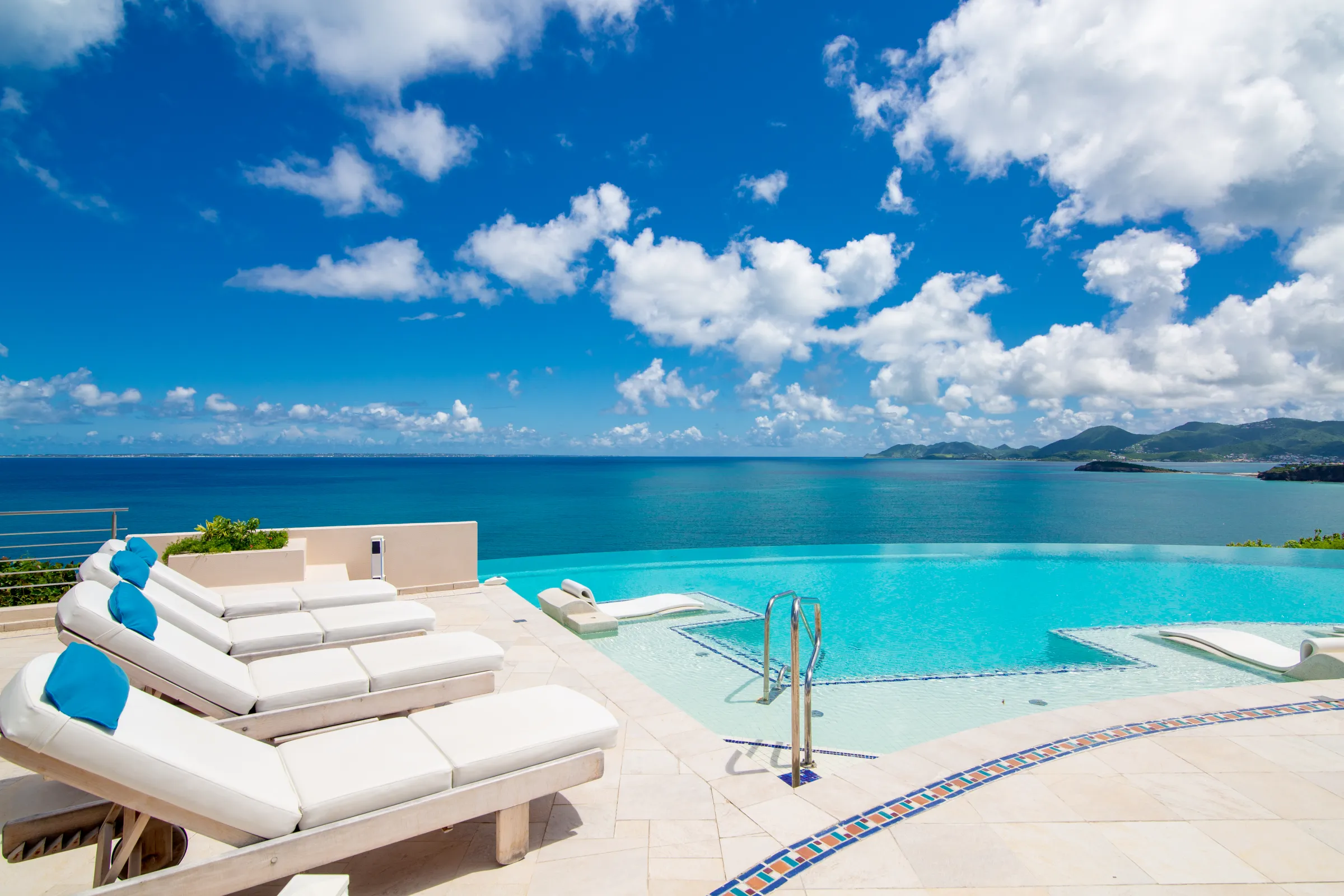 Villa Mes Amis - Gallery image 17 of luxury villa in Sint Maarten