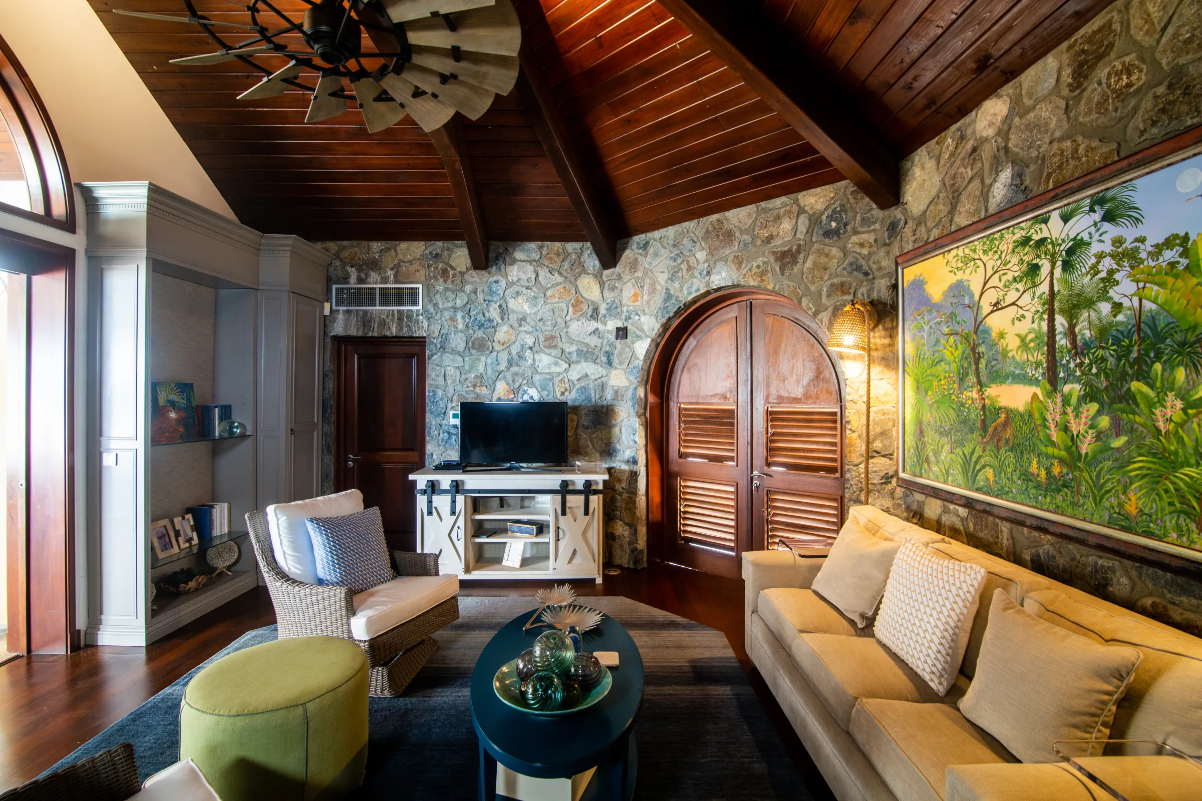 Villa Mes Amis - Gallery image 30 of luxury villa in Sint Maarten