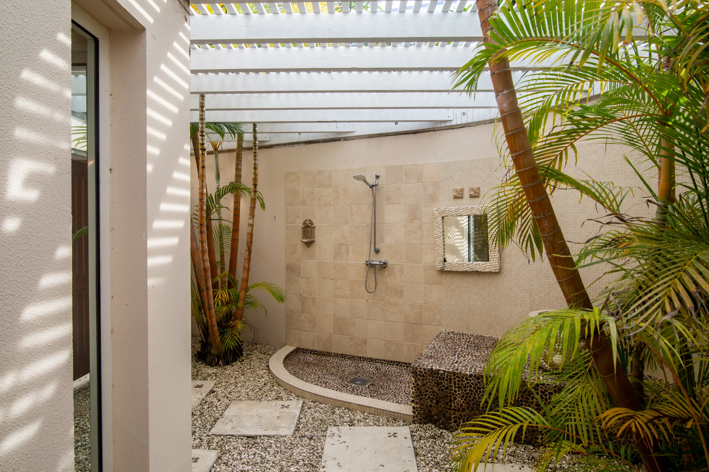 Villa Mes Amis - Gallery image 84 of luxury villa in Sint Maarten