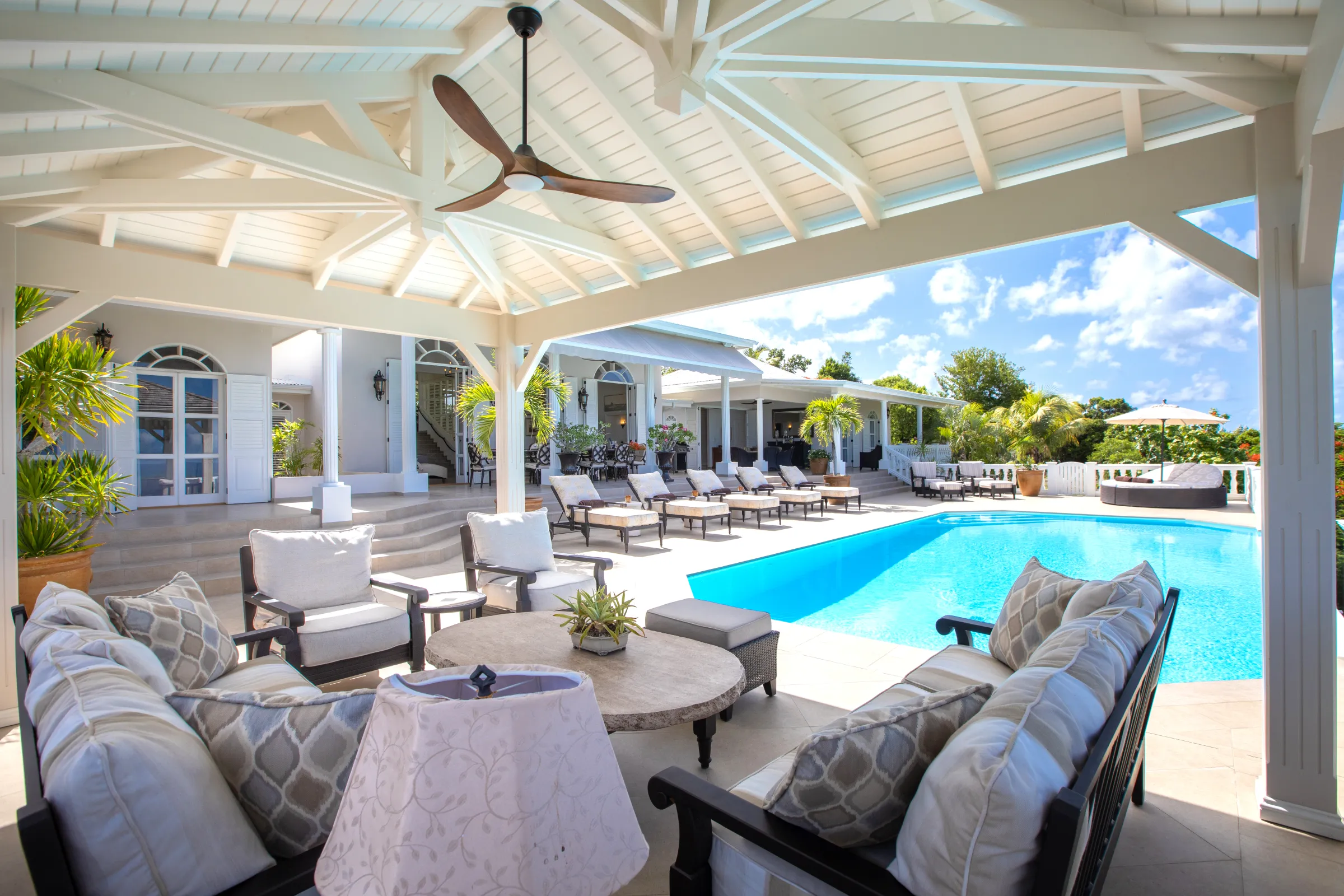 Villa Mille Fleurs - Gallery image 7 of luxury villa in Sint Maarten