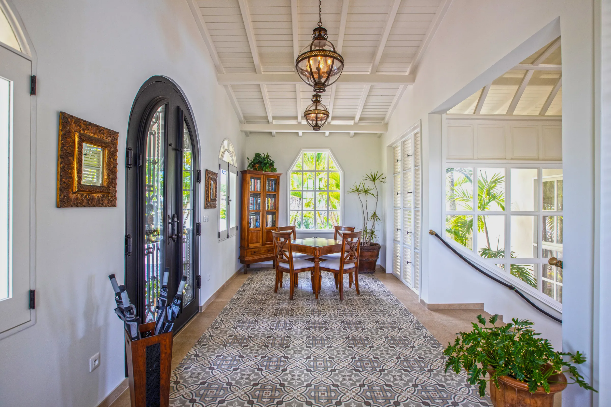 Villa Mille Fleurs - Gallery image 11 of luxury villa in Sint Maarten