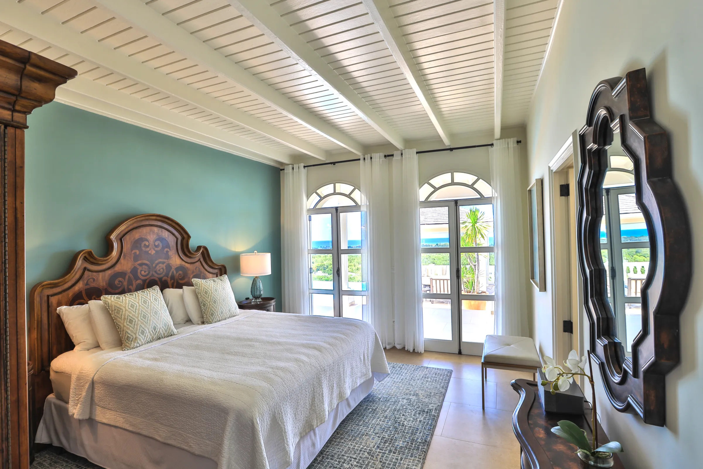 Villa Mille Fleurs - Gallery image 37 of luxury villa in Sint Maarten
