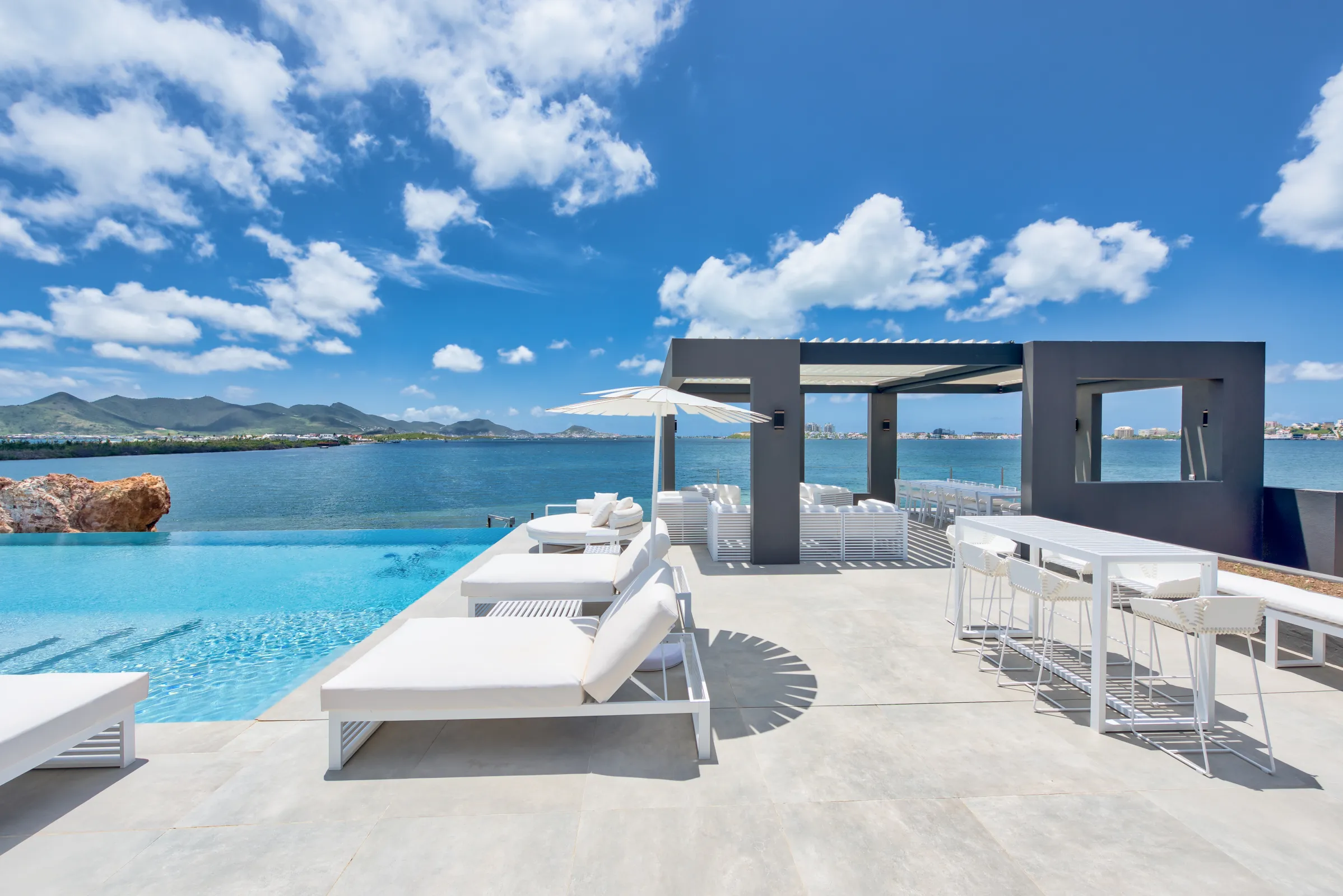 Villa Mirabelle - Gallery image 5 of luxury villa in Sint Maarten