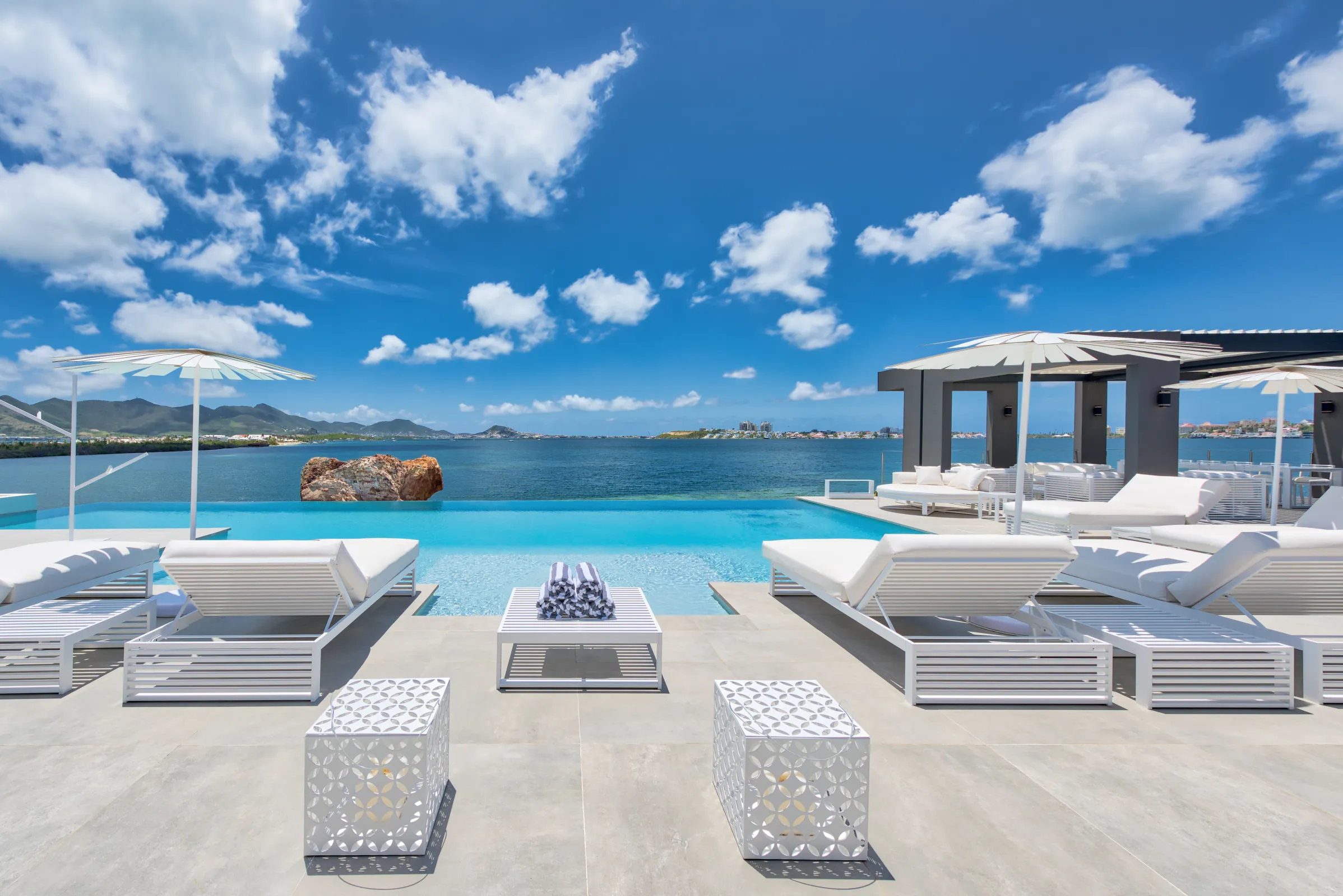 Villa Mirabelle - Gallery image 8 of luxury villa in Sint Maarten