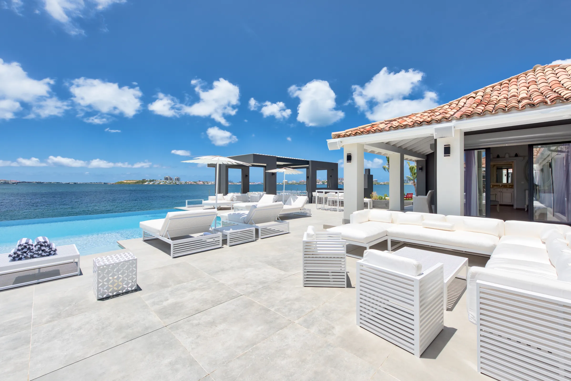 Villa Mirabelle - Gallery image 9 of luxury villa in Sint Maarten
