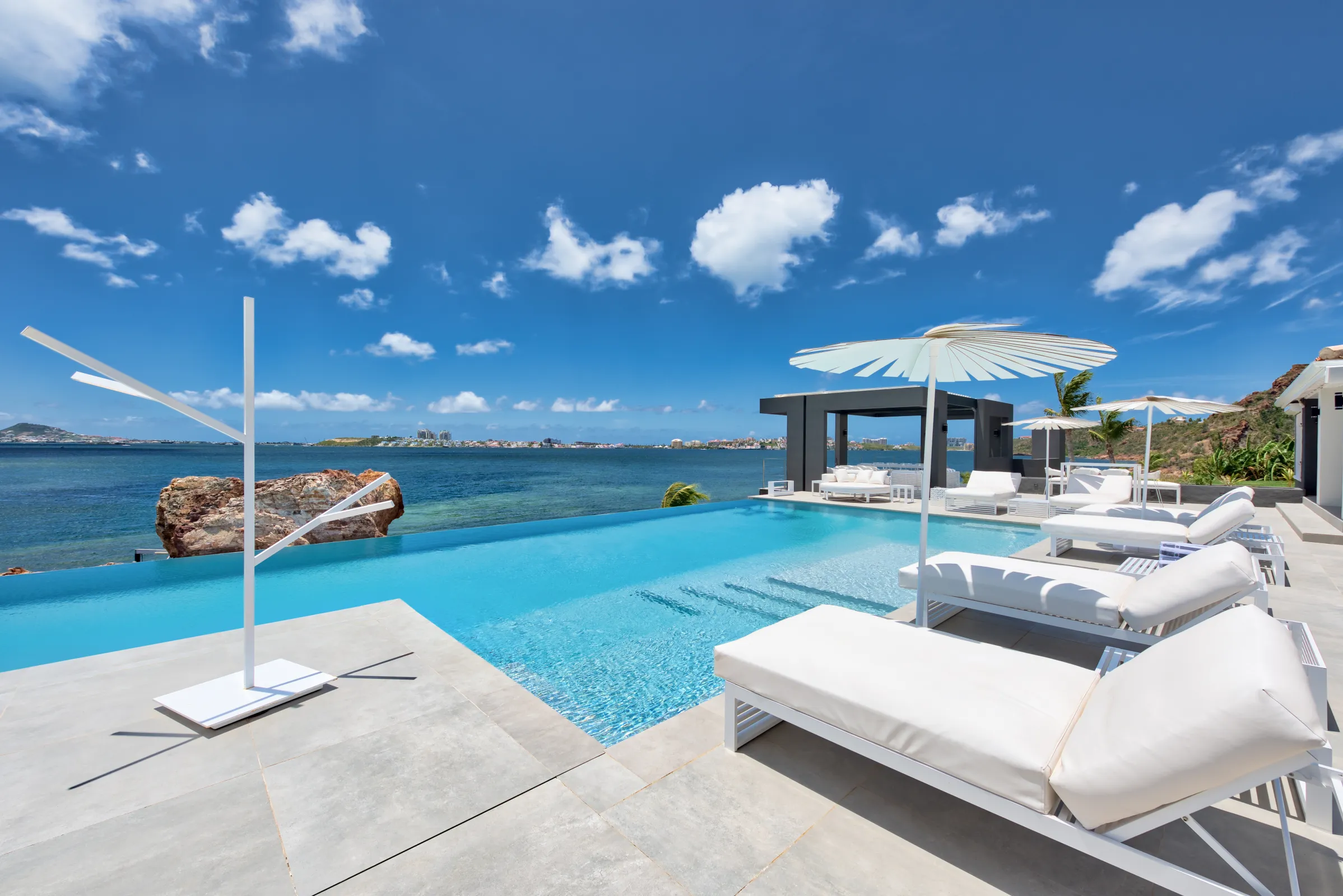 Villa Mirabelle - Gallery image 14 of luxury villa in Sint Maarten