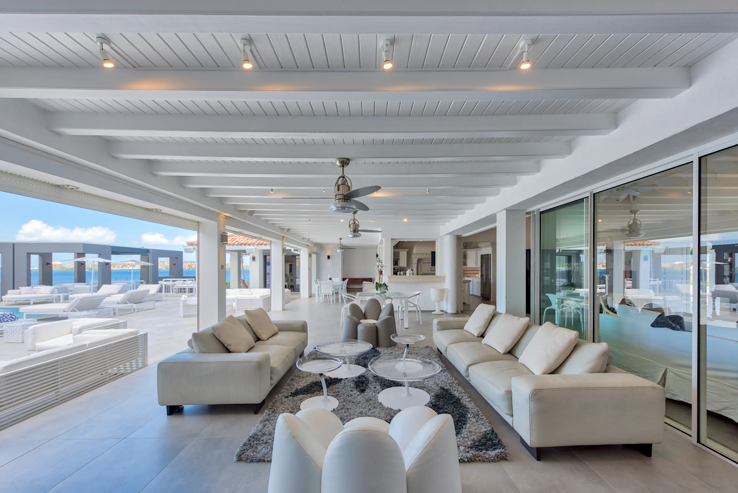 Villa Mirabelle - Gallery image 17 of luxury villa in Sint Maarten