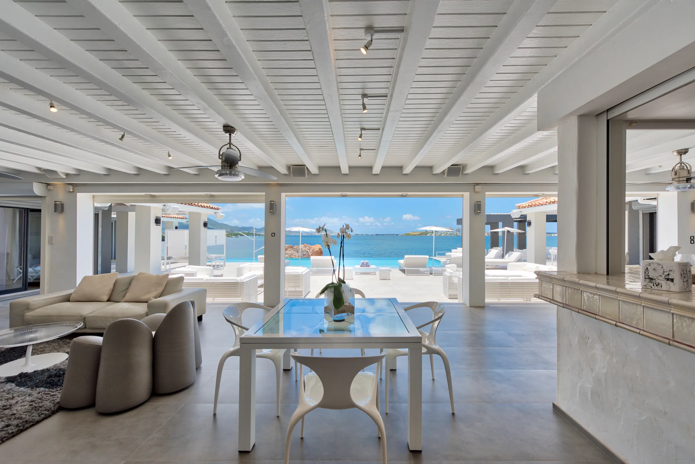 Villa Mirabelle - Gallery image 19 of luxury villa in Sint Maarten
