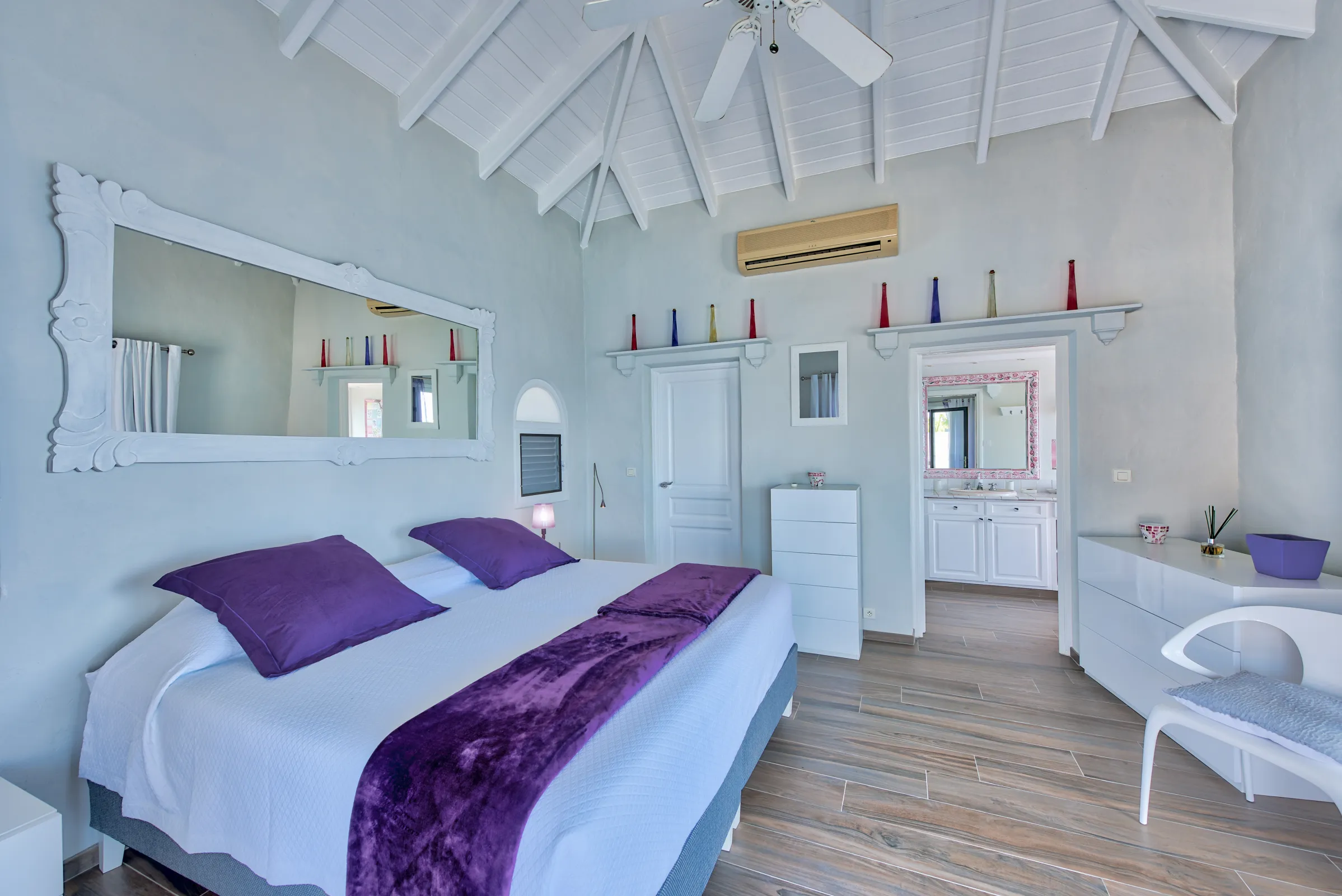 Villa Mirabelle - Gallery image 29 of luxury villa in Sint Maarten