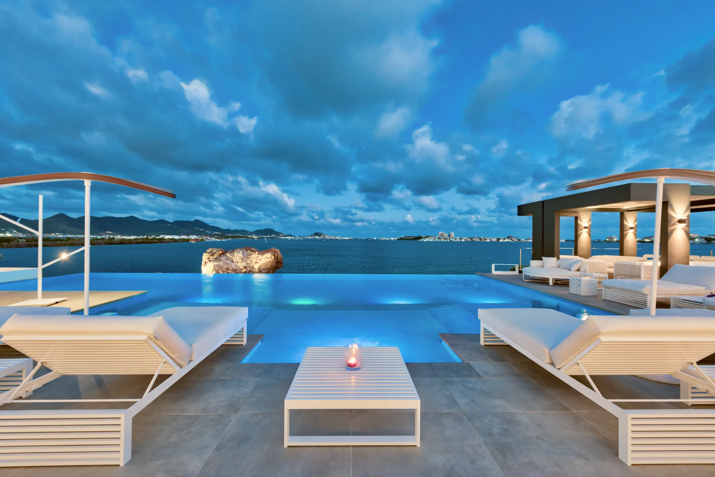 Villa Mirabelle - Gallery image 38 of luxury villa in Sint Maarten