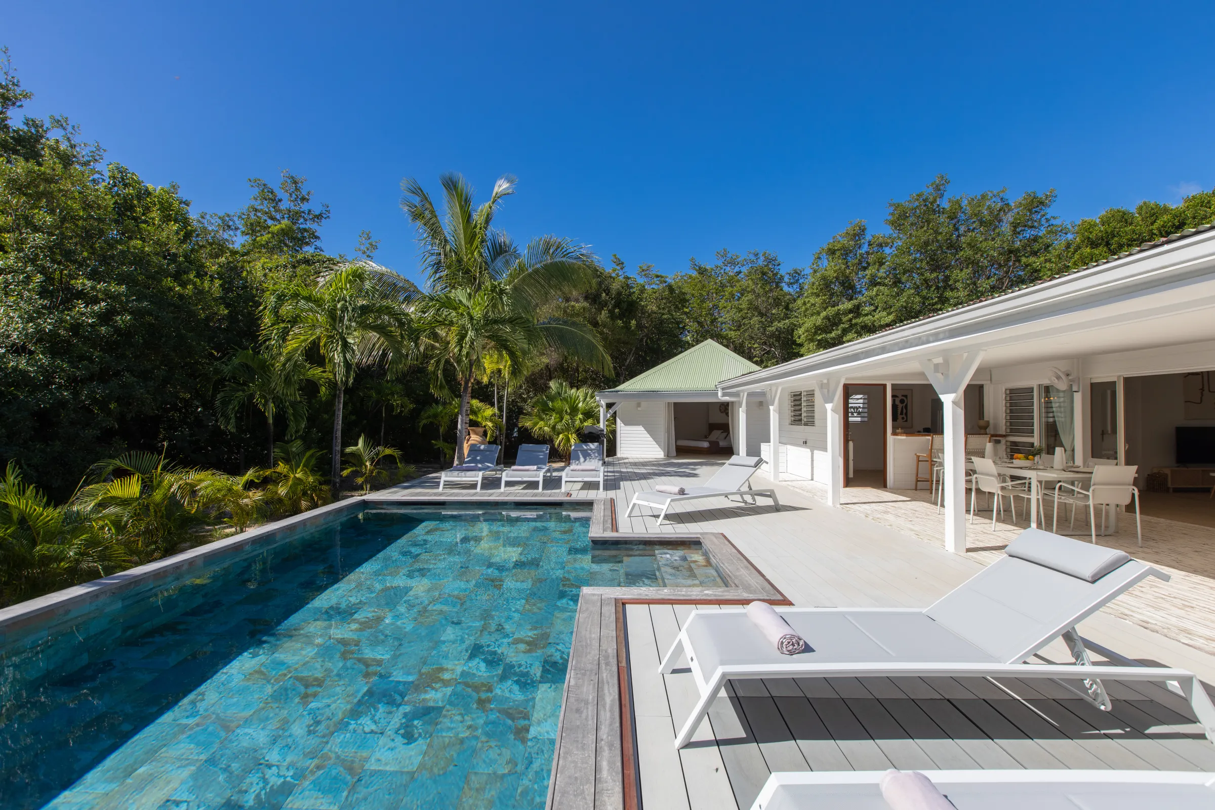 Villa Monchal - Gallery image 2 of luxury villa in Sint Maarten