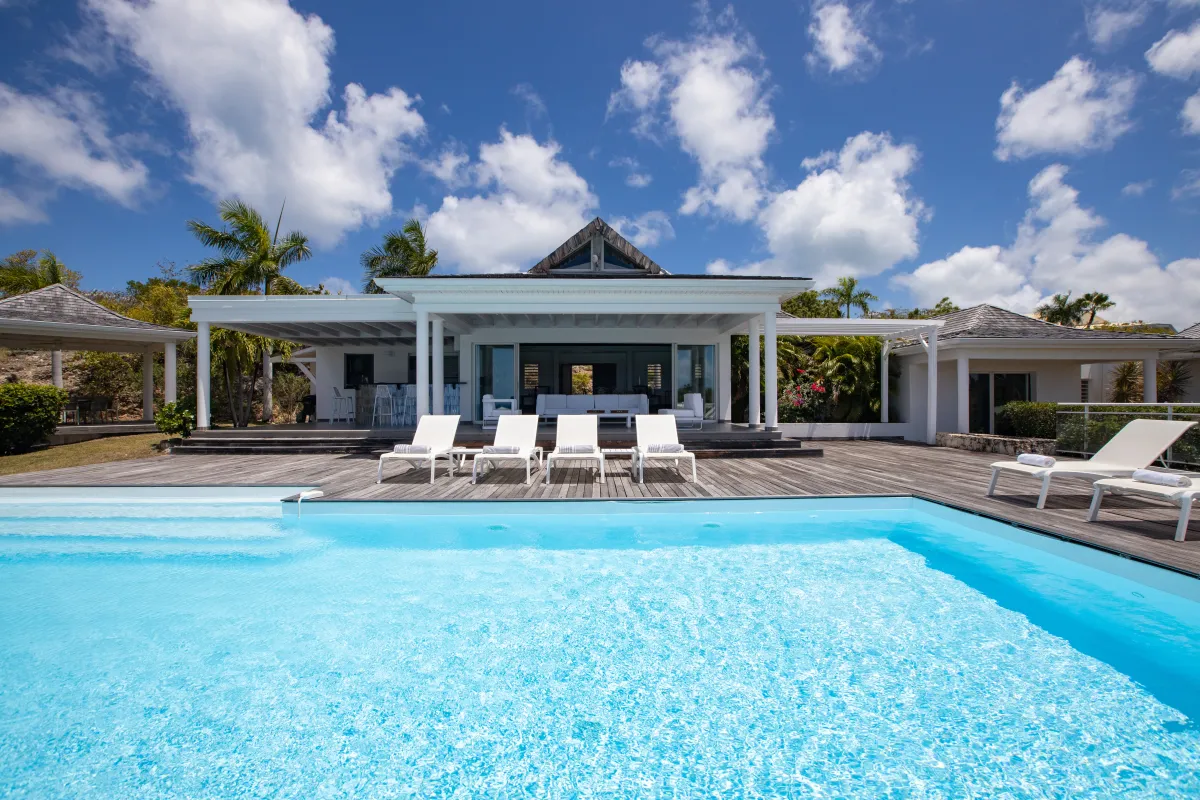 Villa No Limit, a 3-bedroom villa in Terres Basses, St Martin