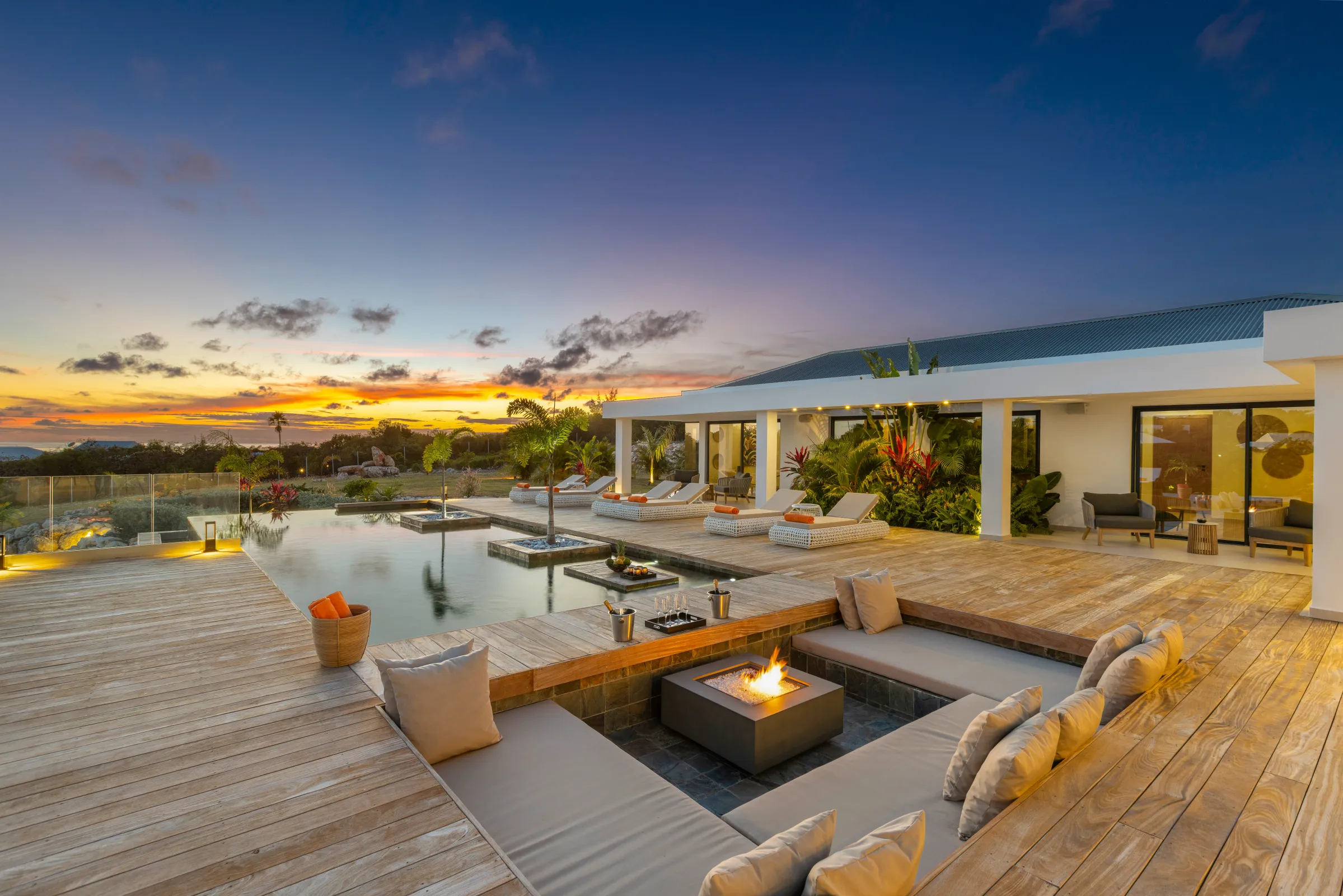 Villa Nuit Jade - Gallery image 101 of luxury villa in Sint Maarten