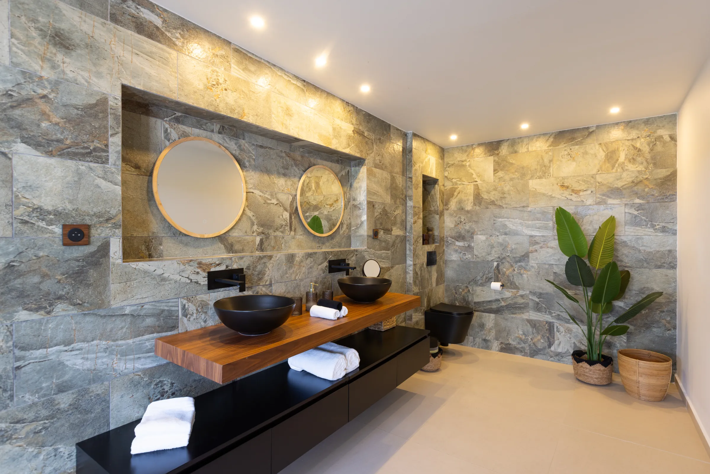 Villa Nuit Jade - Gallery image 39 of luxury villa in Sint Maarten