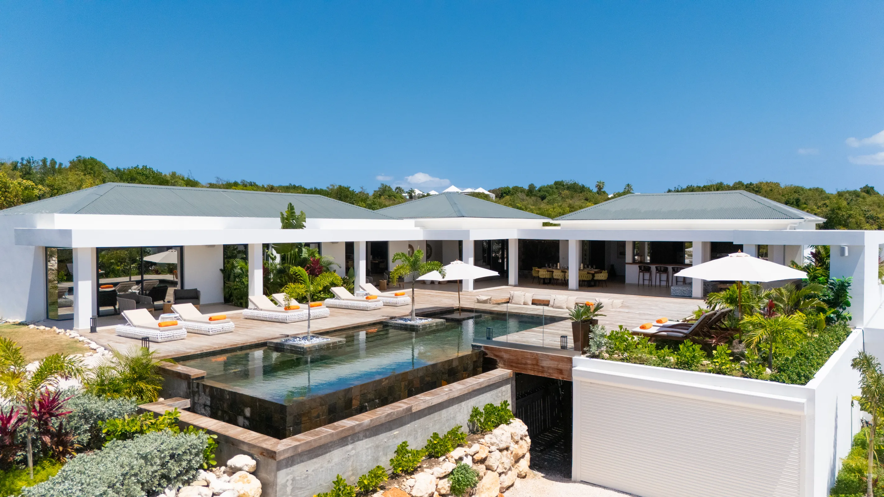 Villa Nuit Jade - Gallery image 83 of luxury villa in Sint Maarten