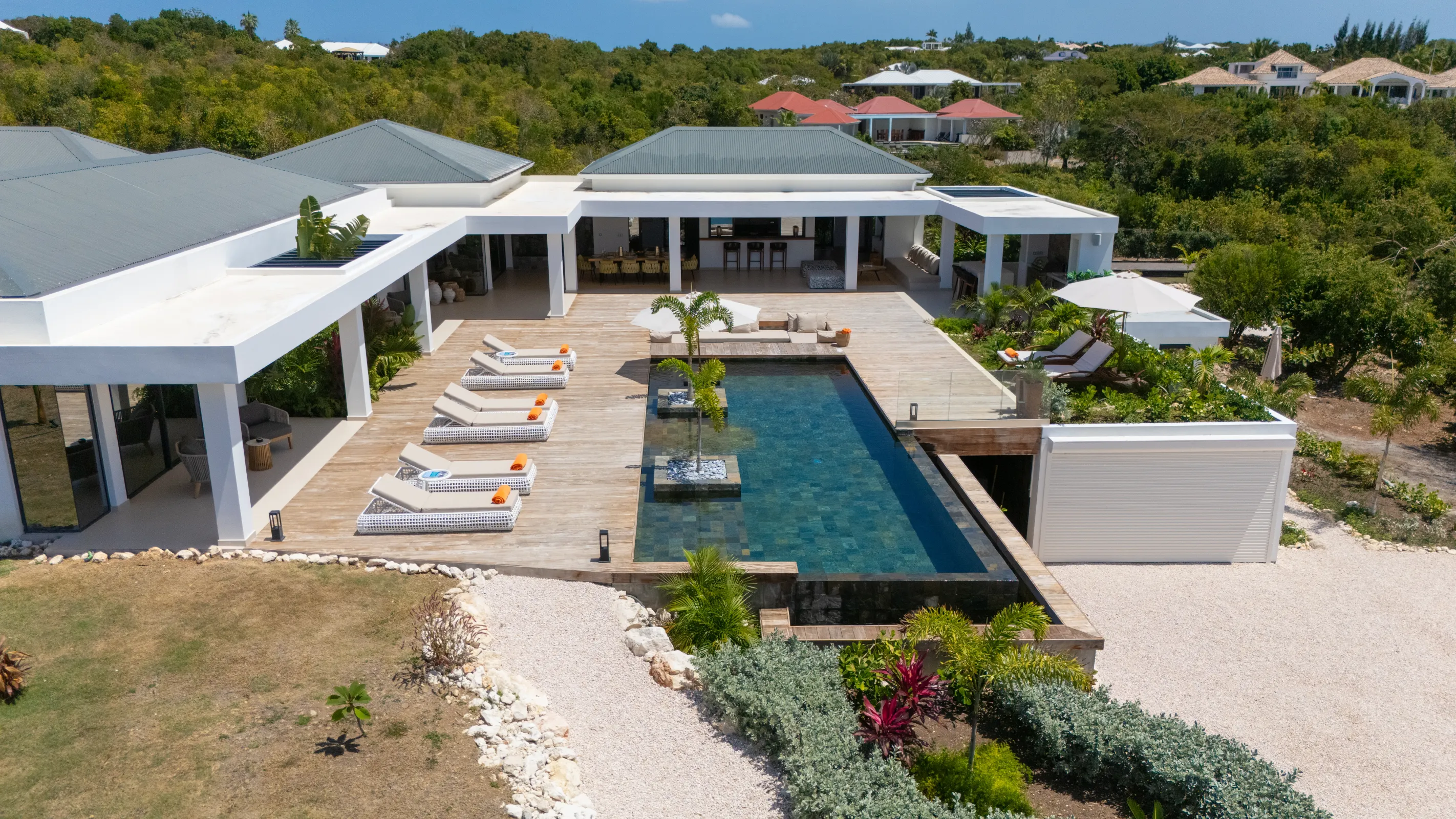 Villa Nuit Jade - Gallery image 85 of luxury villa in Sint Maarten
