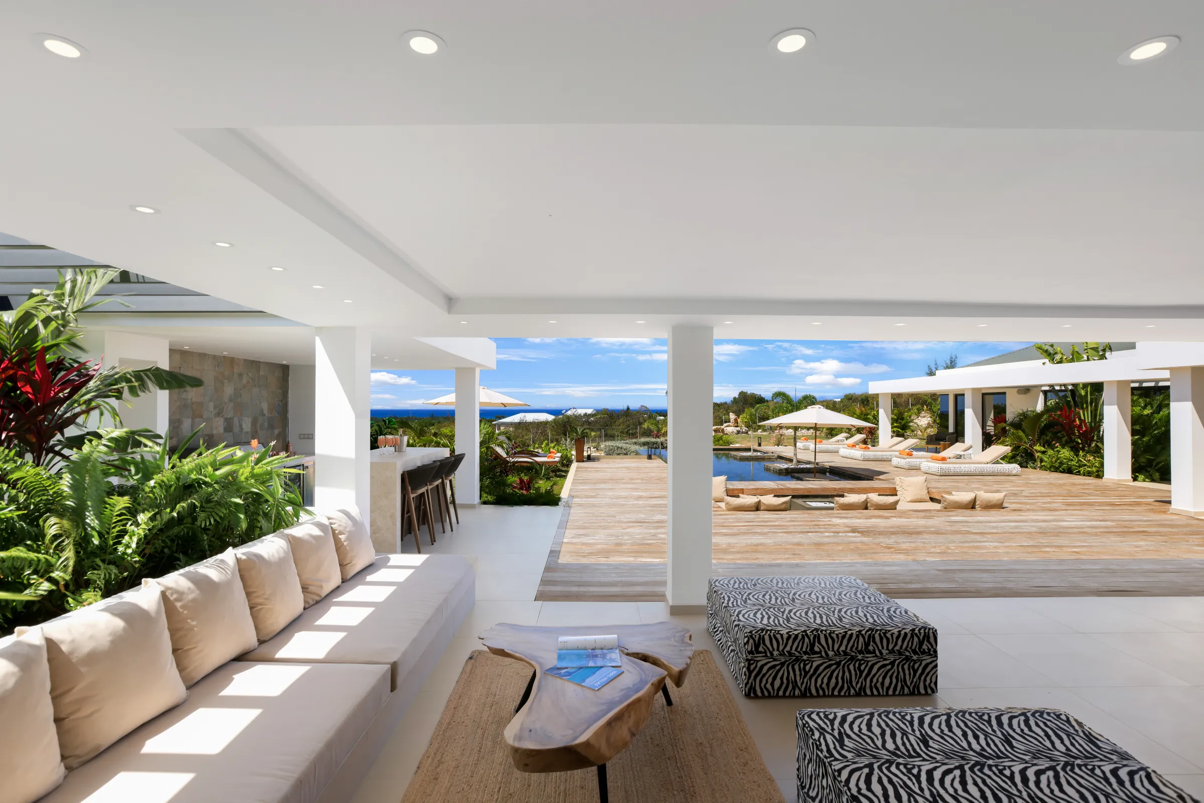 Villa Nuit Jade - Gallery image 8 of luxury villa in Sint Maarten