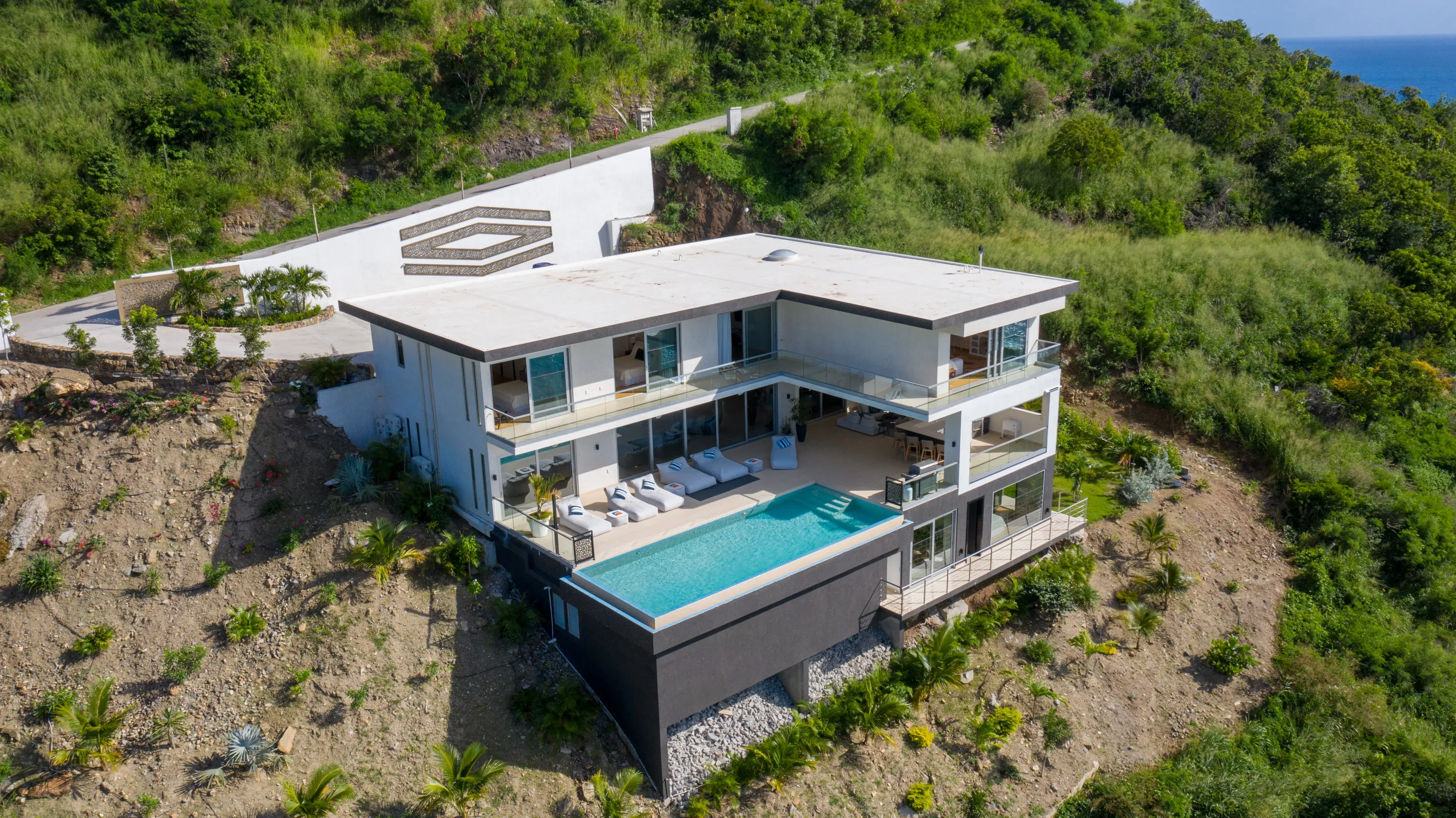 Villa Numa - Gallery image 17 of luxury villa in Sint Maarten