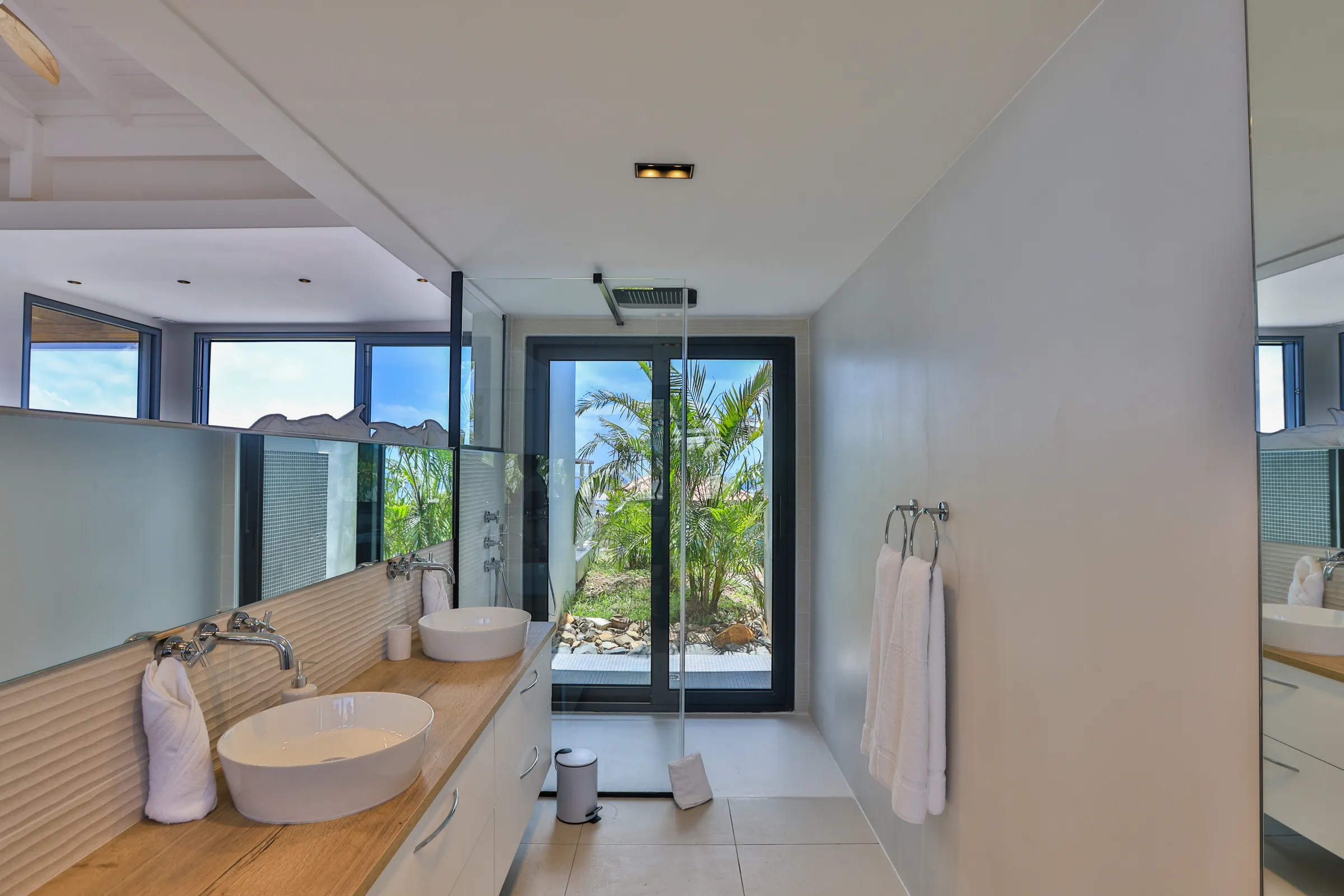 Villa Ocean's One - Gallery image 36 of luxury villa in Sint Maarten