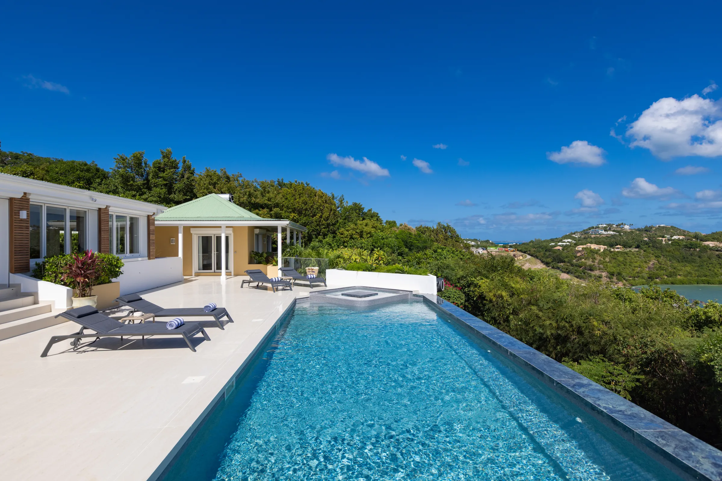Villa Osun - Gallery image 9 of luxury villa in Sint Maarten