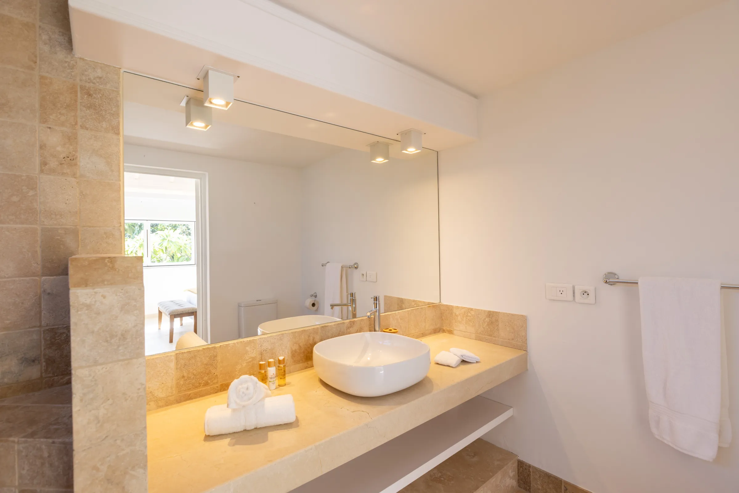 Villa Osun - Gallery image 35 of luxury villa in Sint Maarten