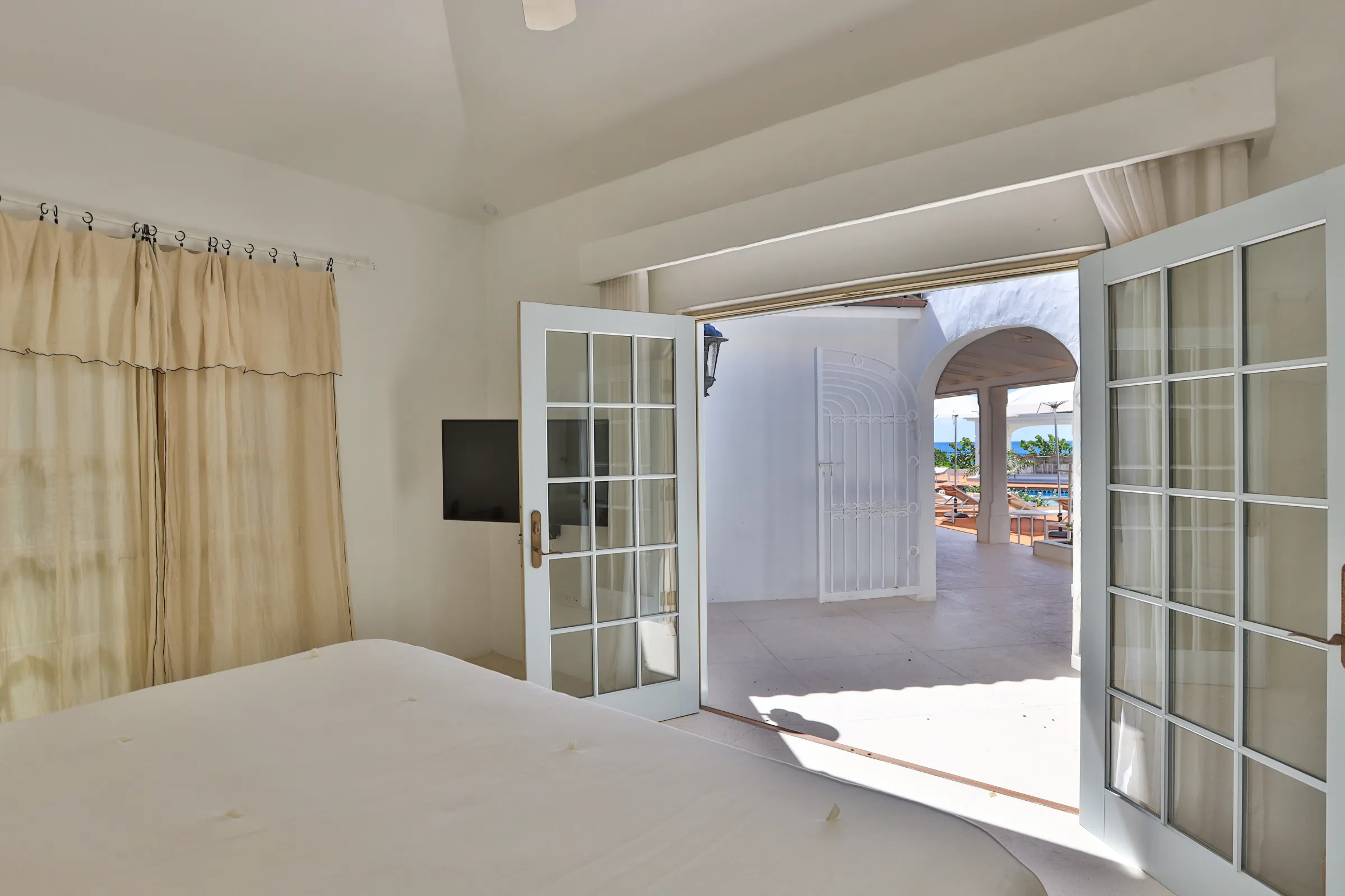 Villa Riviera - Gallery image 113 of luxury villa in Sint Maarten