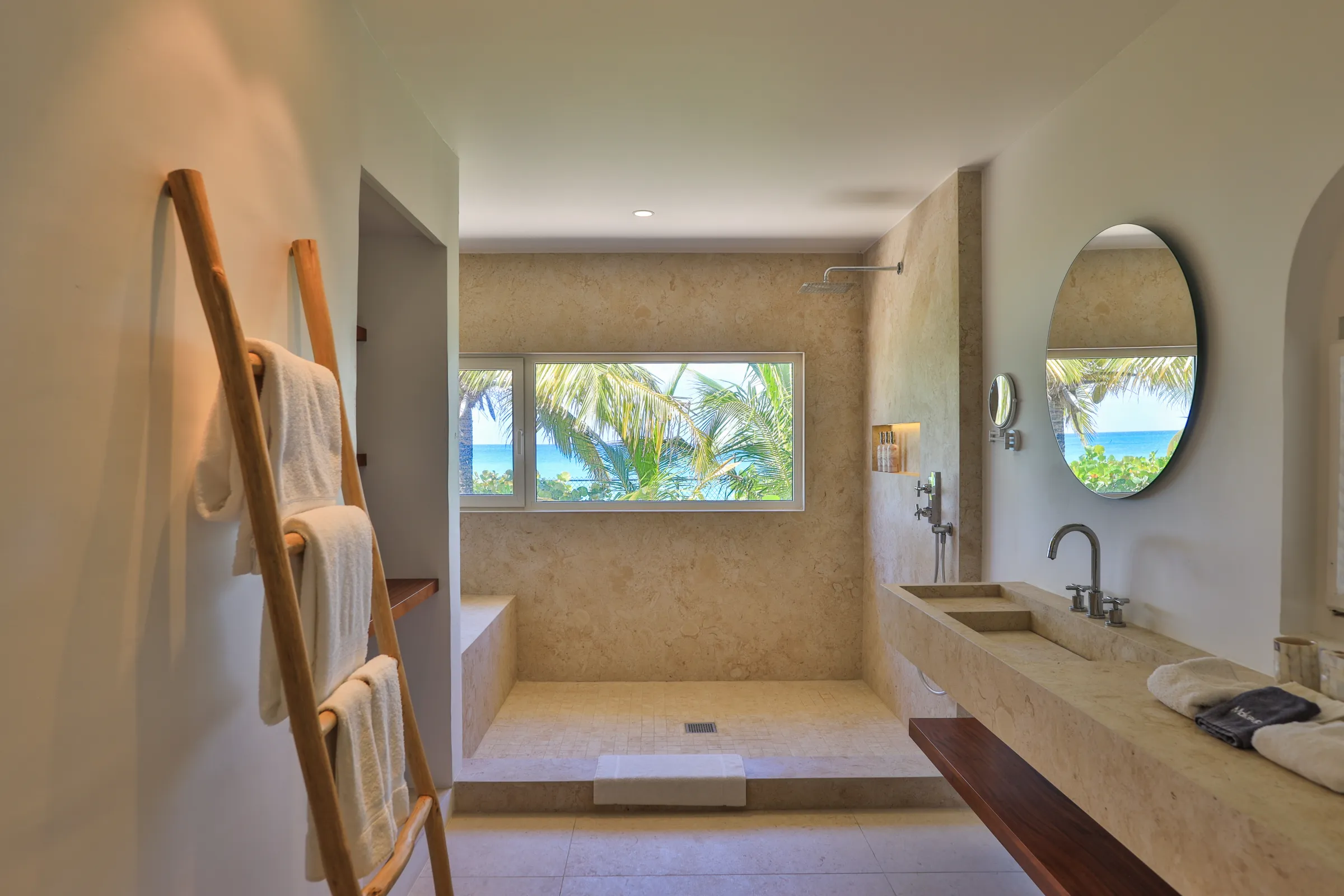 Villa Riviera - Gallery image 40 of luxury villa in Sint Maarten